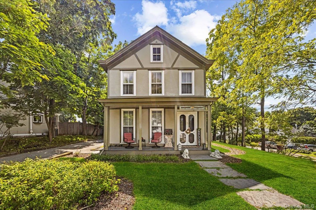 85 West Street, Warwick (town), NY, 3 Bedrooms Bedrooms, 9 Rooms Rooms,1 BathroomBathrooms,Residential,For Rent,West,0,1046455 85 West Street, Warwick (town), NY, 3 Bedrooms Bedrooms, 9 Rooms Rooms,1 BathroomBathrooms,Residential,For Rent,West,0,1046455