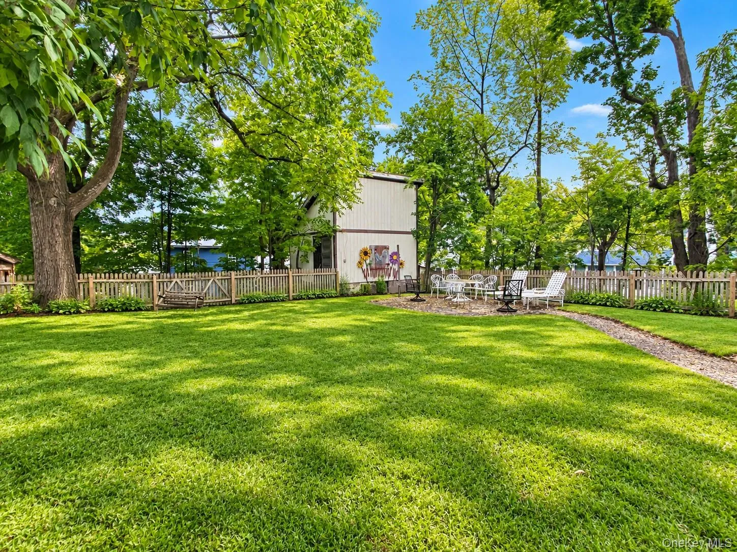 85 West Street, Warwick (town), NY, 3 Bedrooms Bedrooms, 9 Rooms Rooms,1 BathroomBathrooms,Residential,For Rent,West,0,1046455 85 West Street, Warwick (town), NY, 3 Bedrooms Bedrooms, 9 Rooms Rooms,1 BathroomBathrooms,Residential,For Rent,West,0,1046455