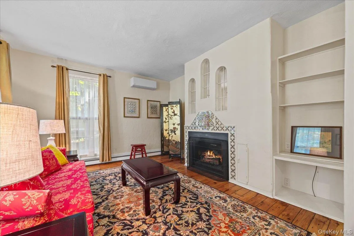 85 West Street, Warwick (town), NY, 3 Bedrooms Bedrooms, 9 Rooms Rooms,1 BathroomBathrooms,Residential,For Rent,West,0,1046455 85 West Street, Warwick (town), NY, 3 Bedrooms Bedrooms, 9 Rooms Rooms,1 BathroomBathrooms,Residential,For Rent,West,0,1046455