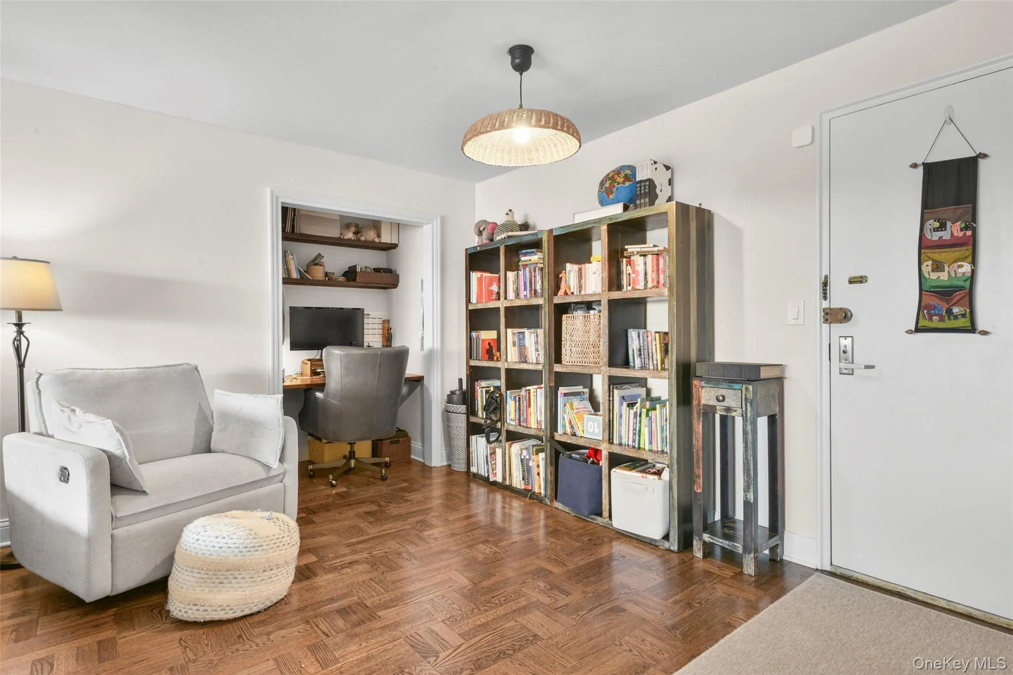 Built-in shelving, recessed office space Built-in shelving, recessed office space