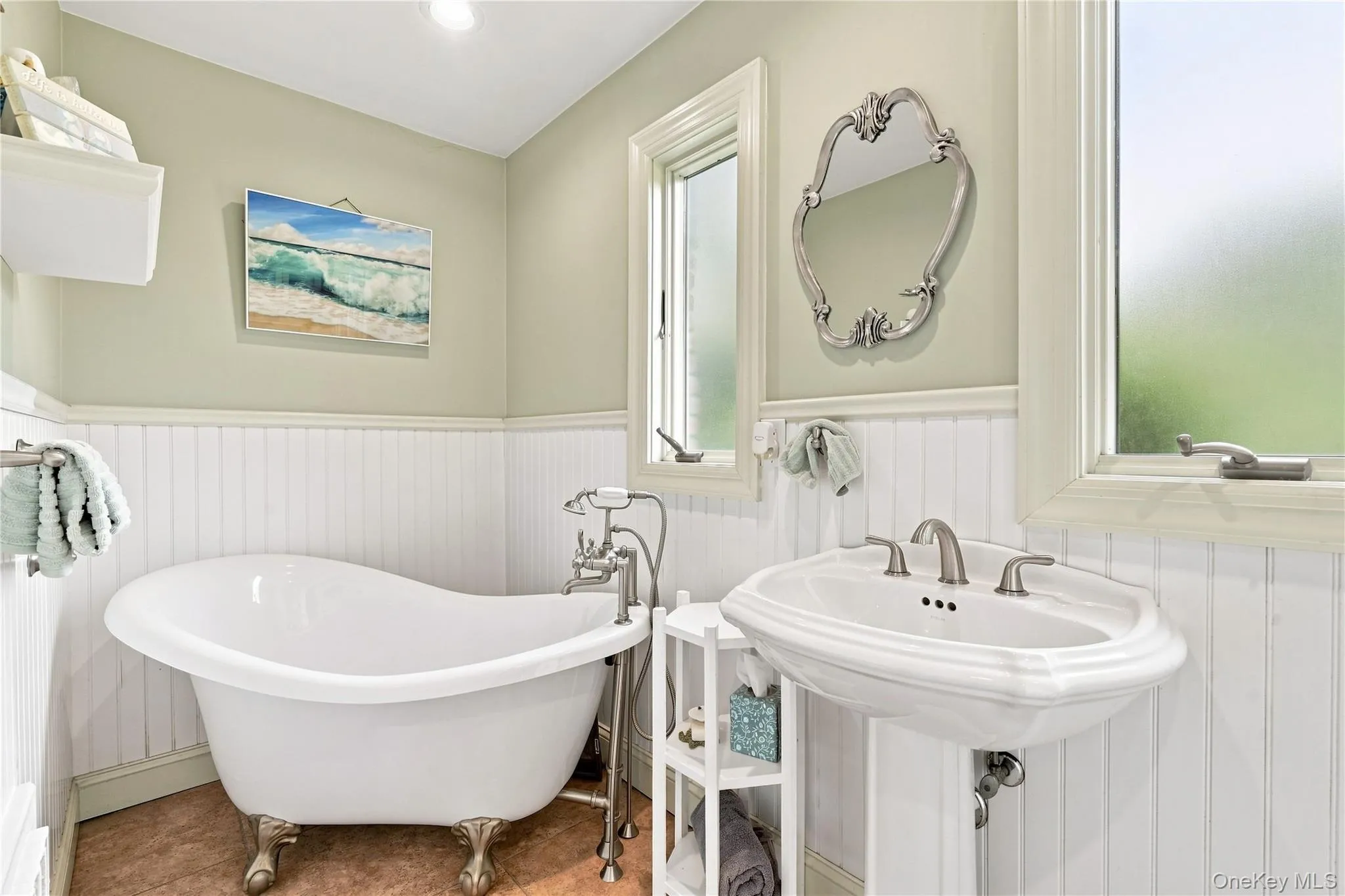 4 Saltmeadow Lane, Islip, NY, 4 Bedrooms Bedrooms, 10 Rooms Rooms,3 BathroomsBathrooms,Residential,For Rent,Saltmeadow,0,1046457 4 Saltmeadow Lane, Islip, NY, 4 Bedrooms Bedrooms, 10 Rooms Rooms,3 BathroomsBathrooms,Residential,For Rent,Saltmeadow,0,1046457