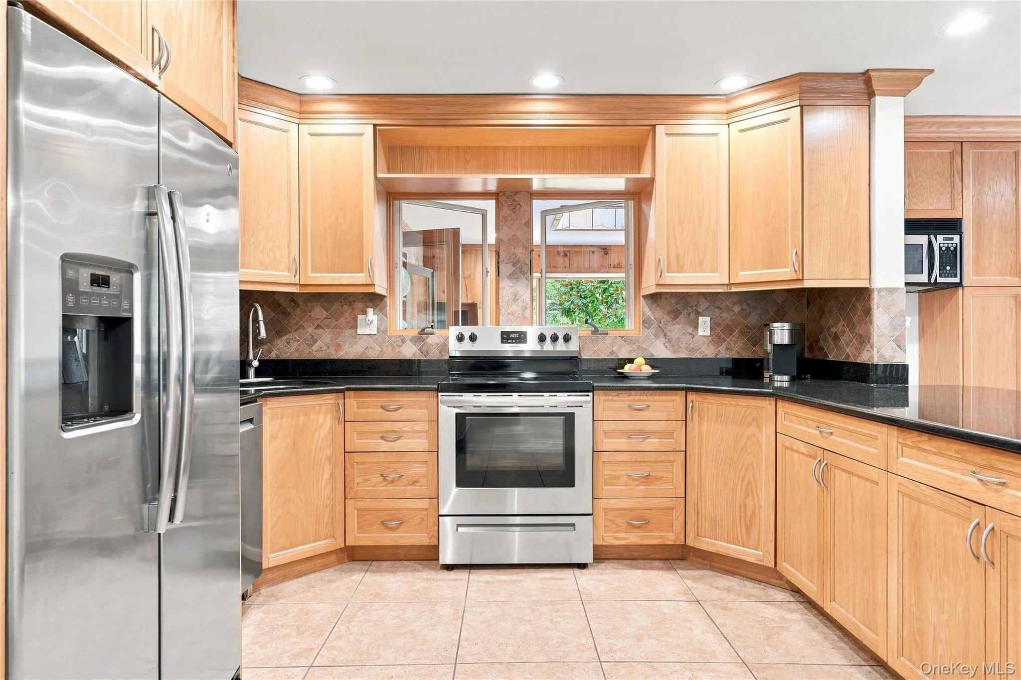 4 Saltmeadow Lane, Islip, NY, 4 Bedrooms Bedrooms, 10 Rooms Rooms,3 BathroomsBathrooms,Residential,For Rent,Saltmeadow,0,1046457 4 Saltmeadow Lane, Islip, NY, 4 Bedrooms Bedrooms, 10 Rooms Rooms,3 BathroomsBathrooms,Residential,For Rent,Saltmeadow,0,1046457
