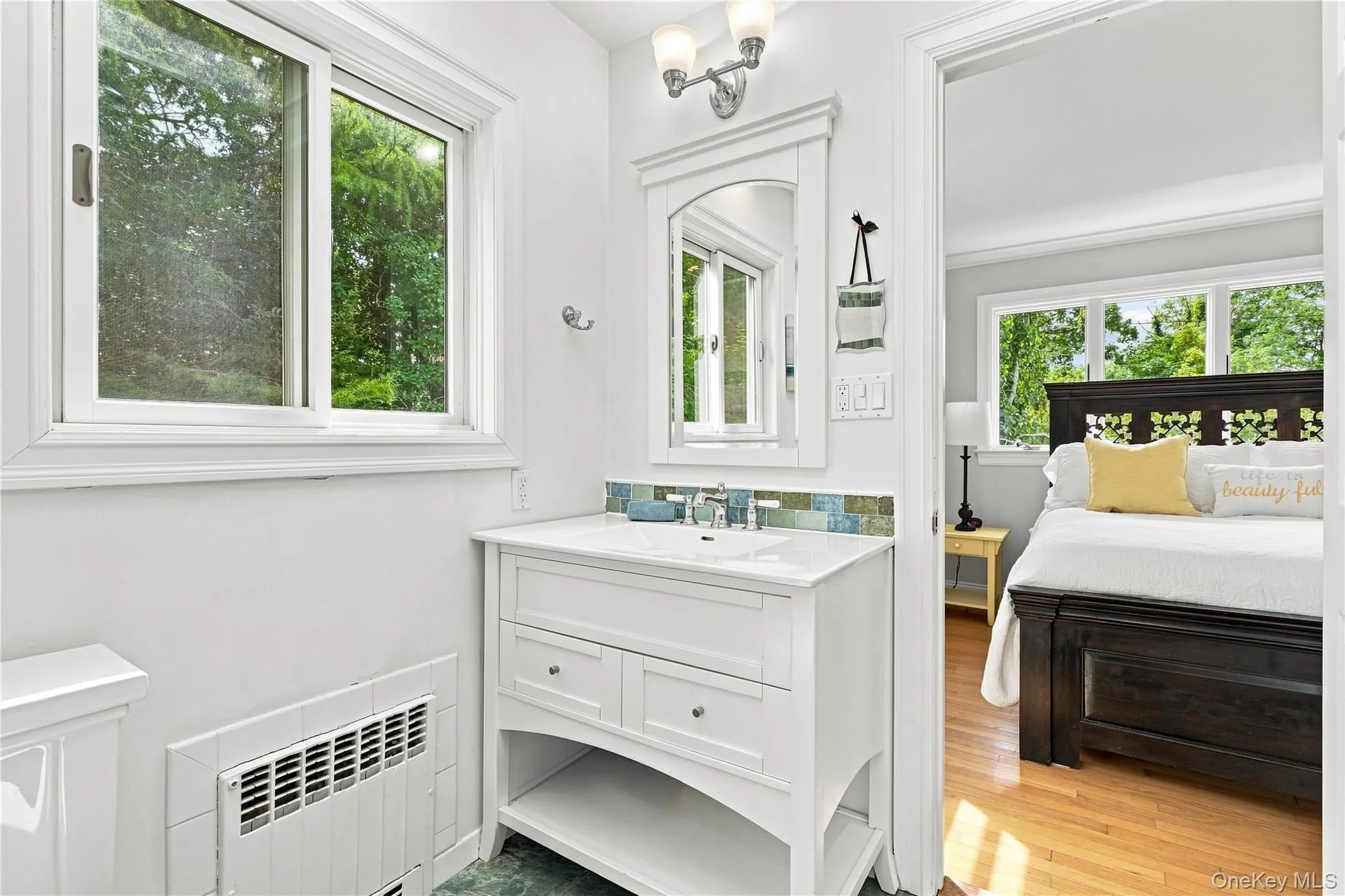 4 Saltmeadow Lane, Islip, NY, 4 Bedrooms Bedrooms, 10 Rooms Rooms,3 BathroomsBathrooms,Residential,For Rent,Saltmeadow,0,1046457 4 Saltmeadow Lane, Islip, NY, 4 Bedrooms Bedrooms, 10 Rooms Rooms,3 BathroomsBathrooms,Residential,For Rent,Saltmeadow,0,1046457