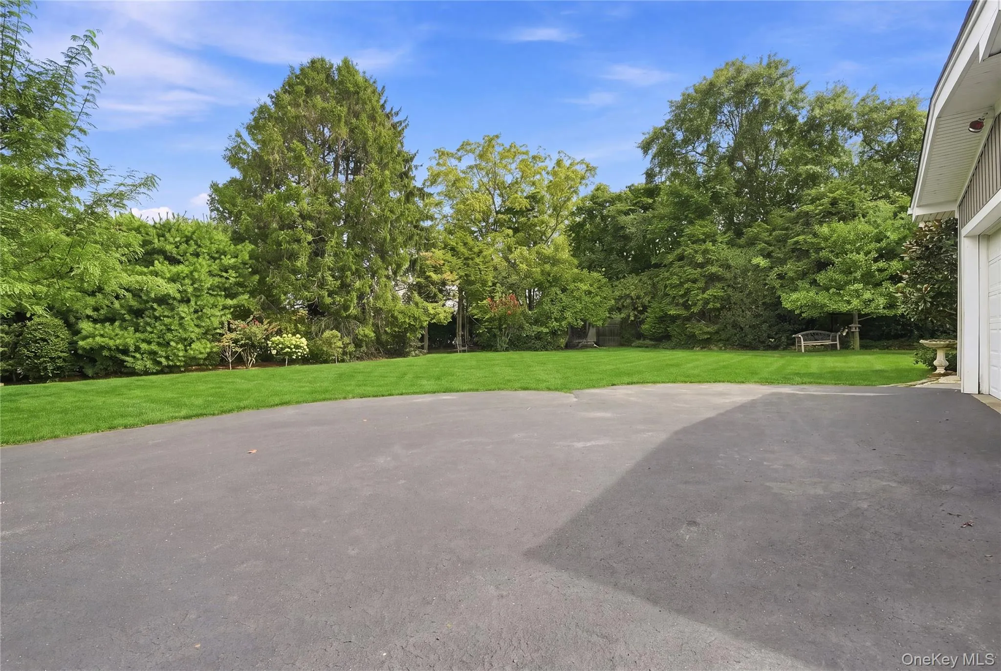 4 Saltmeadow Lane, Islip, NY, 4 Bedrooms Bedrooms, 10 Rooms Rooms,3 BathroomsBathrooms,Residential,For Rent,Saltmeadow,0,1046457 4 Saltmeadow Lane, Islip, NY, 4 Bedrooms Bedrooms, 10 Rooms Rooms,3 BathroomsBathrooms,Residential,For Rent,Saltmeadow,0,1046457