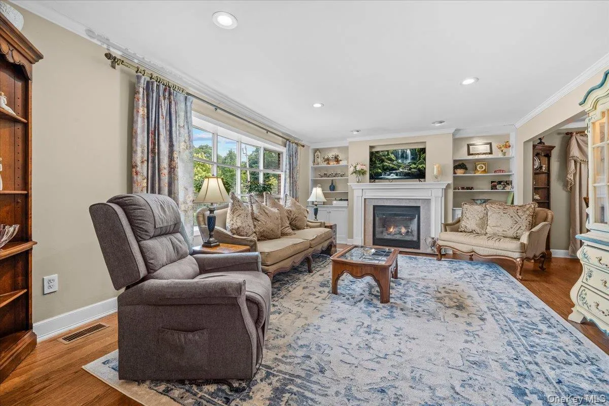 15 Robinson Avenue, Bedford, NY, 3 Bedrooms Bedrooms, 7 Rooms Rooms,2 BathroomsBathrooms,Residential,For Rent,Robinson,0,1046458 15 Robinson Avenue, Bedford, NY, 3 Bedrooms Bedrooms, 7 Rooms Rooms,2 BathroomsBathrooms,Residential,For Rent,Robinson,0,1046458