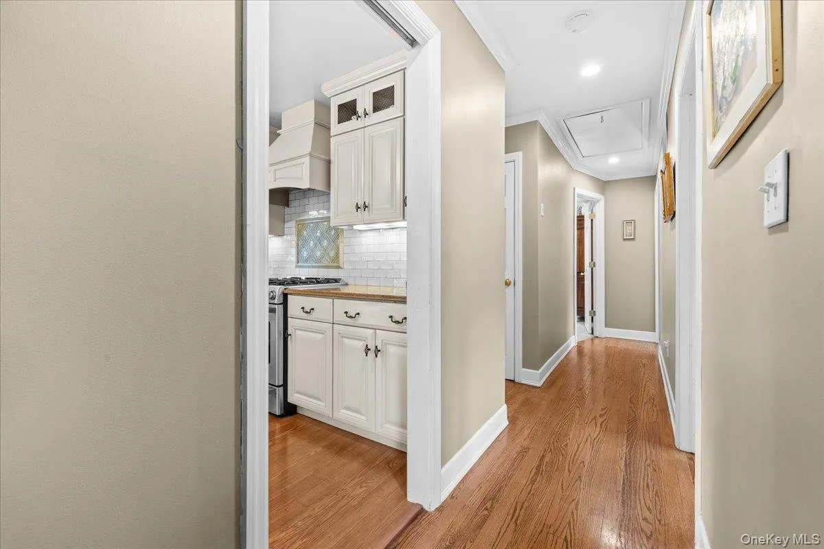 15 Robinson Avenue, Bedford, NY, 3 Bedrooms Bedrooms, 7 Rooms Rooms,2 BathroomsBathrooms,Residential,For Rent,Robinson,0,1046458 15 Robinson Avenue, Bedford, NY, 3 Bedrooms Bedrooms, 7 Rooms Rooms,2 BathroomsBathrooms,Residential,For Rent,Robinson,0,1046458