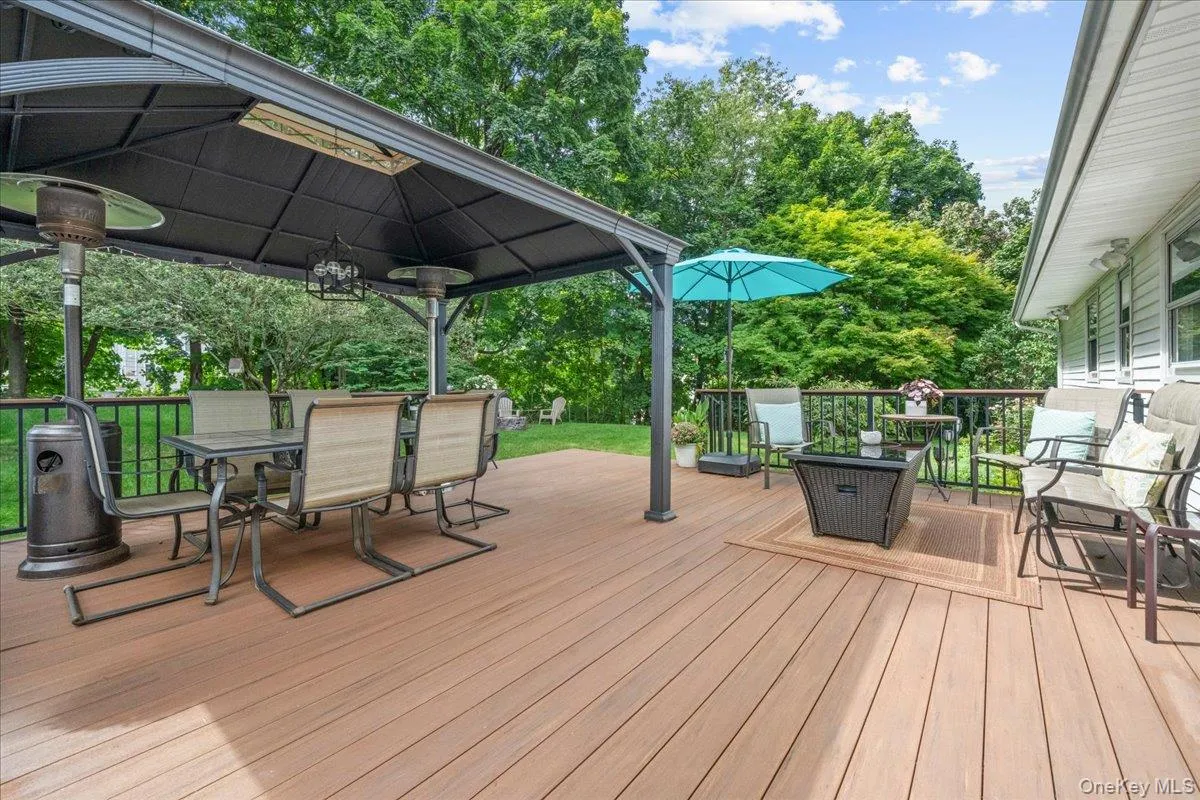 15 Robinson Avenue, Bedford, NY, 3 Bedrooms Bedrooms, 7 Rooms Rooms,2 BathroomsBathrooms,Residential,For Rent,Robinson,0,1046458 15 Robinson Avenue, Bedford, NY, 3 Bedrooms Bedrooms, 7 Rooms Rooms,2 BathroomsBathrooms,Residential,For Rent,Robinson,0,1046458