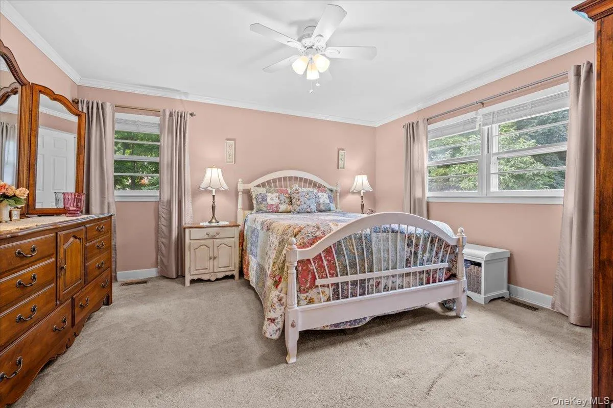 15 Robinson Avenue, Bedford, NY, 3 Bedrooms Bedrooms, 7 Rooms Rooms,2 BathroomsBathrooms,Residential,For Rent,Robinson,0,1046458 15 Robinson Avenue, Bedford, NY, 3 Bedrooms Bedrooms, 7 Rooms Rooms,2 BathroomsBathrooms,Residential,For Rent,Robinson,0,1046458