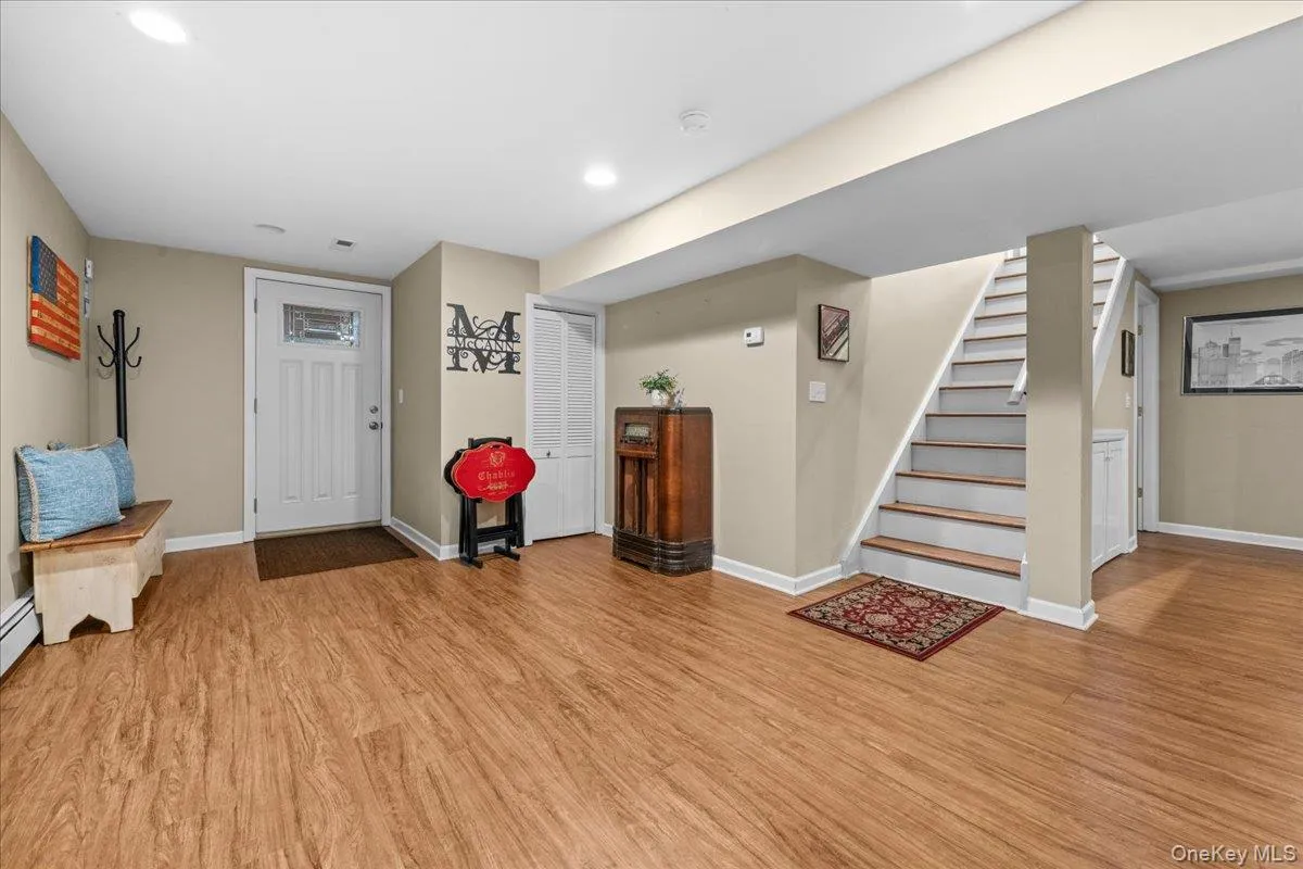 15 Robinson Avenue, Bedford, NY, 3 Bedrooms Bedrooms, 7 Rooms Rooms,2 BathroomsBathrooms,Residential,For Rent,Robinson,0,1046458 15 Robinson Avenue, Bedford, NY, 3 Bedrooms Bedrooms, 7 Rooms Rooms,2 BathroomsBathrooms,Residential,For Rent,Robinson,0,1046458