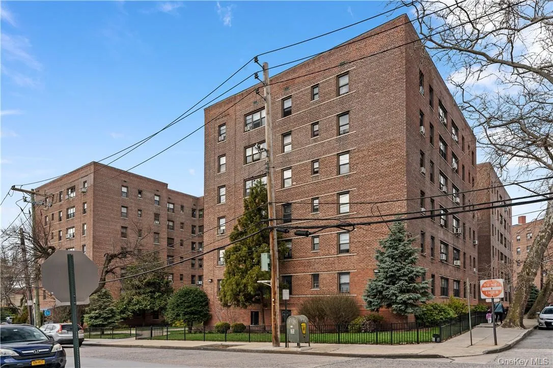 33 William Street, Mount Vernon, NY, 1 Bedroom Bedrooms, 3 Rooms Rooms,1 BathroomBathrooms,Residential Lease,For Rent,William,0,1046460 33 William Street, Mount Vernon, NY, 1 Bedroom Bedrooms, 3 Rooms Rooms,1 BathroomBathrooms,Residential Lease,For Rent,William,0,1046460