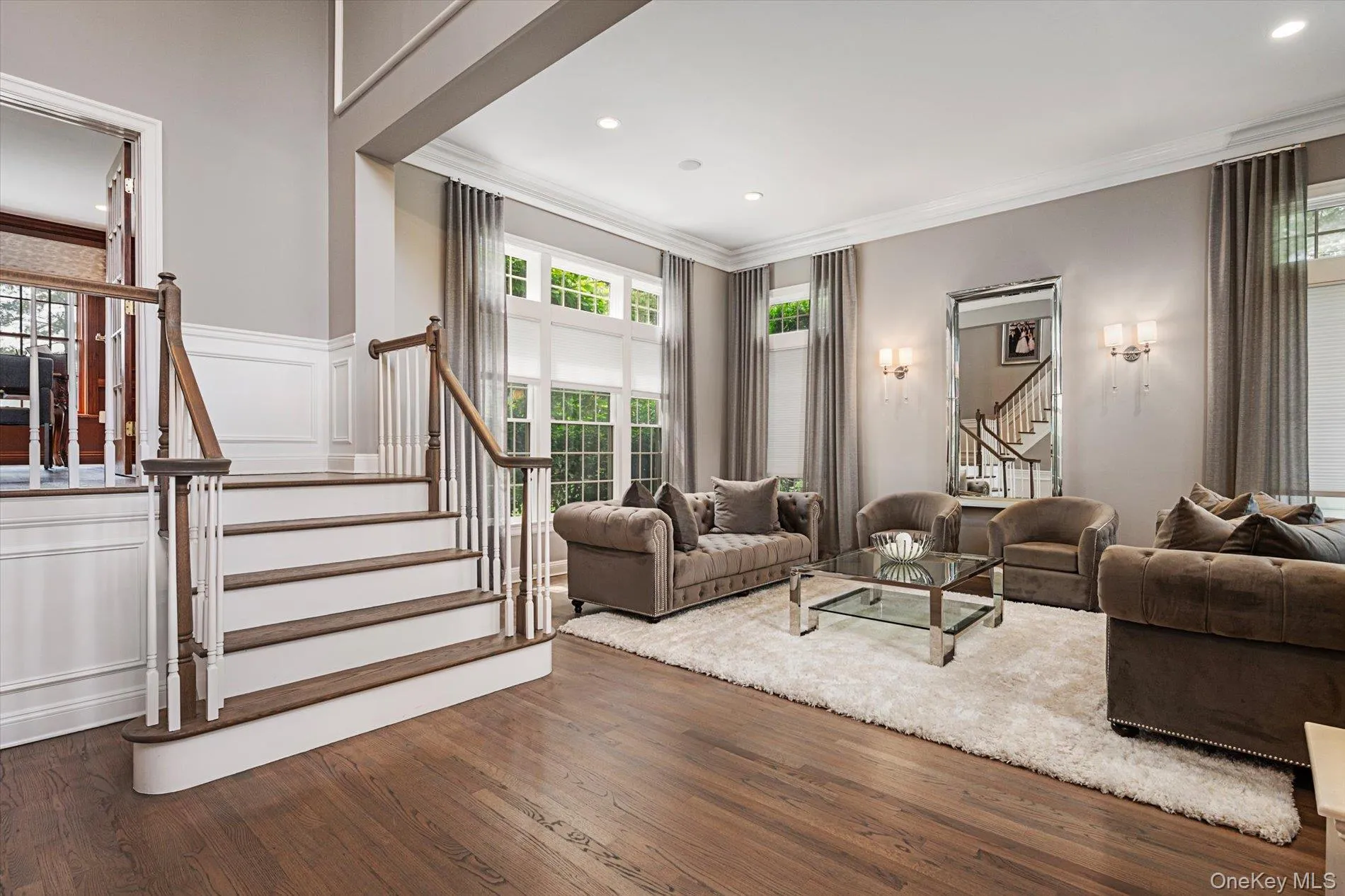 37 Legends Circle, Huntington, NY, 6 Bedrooms Bedrooms, 13 Rooms Rooms,5 BathroomsBathrooms,Residential,For Rent,Legends,0,1046462 37 Legends Circle, Huntington, NY, 6 Bedrooms Bedrooms, 13 Rooms Rooms,5 BathroomsBathrooms,Residential,For Rent,Legends,0,1046462