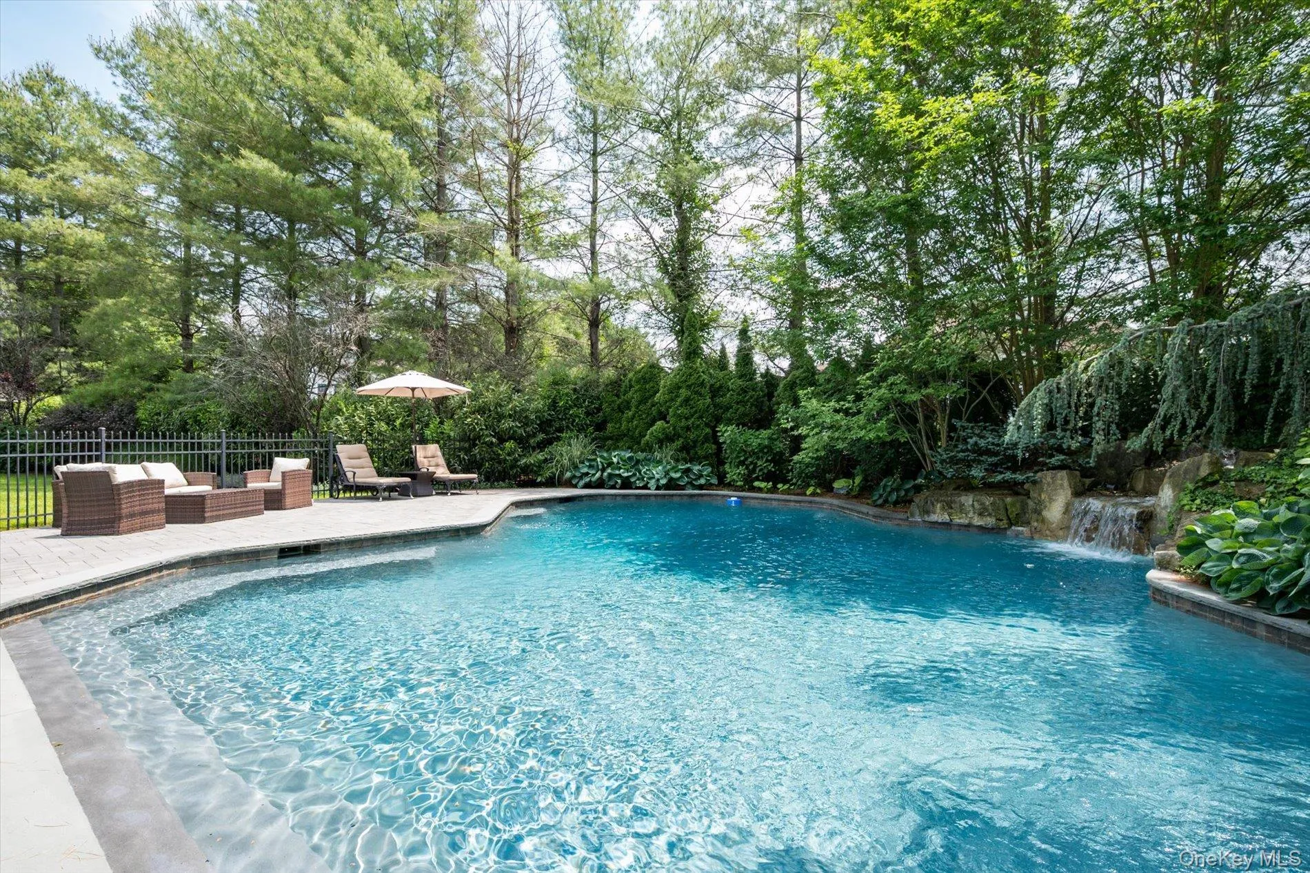 37 Legends Circle, Huntington, NY, 6 Bedrooms Bedrooms, 13 Rooms Rooms,5 BathroomsBathrooms,Residential,For Rent,Legends,0,1046462 37 Legends Circle, Huntington, NY, 6 Bedrooms Bedrooms, 13 Rooms Rooms,5 BathroomsBathrooms,Residential,For Rent,Legends,0,1046462