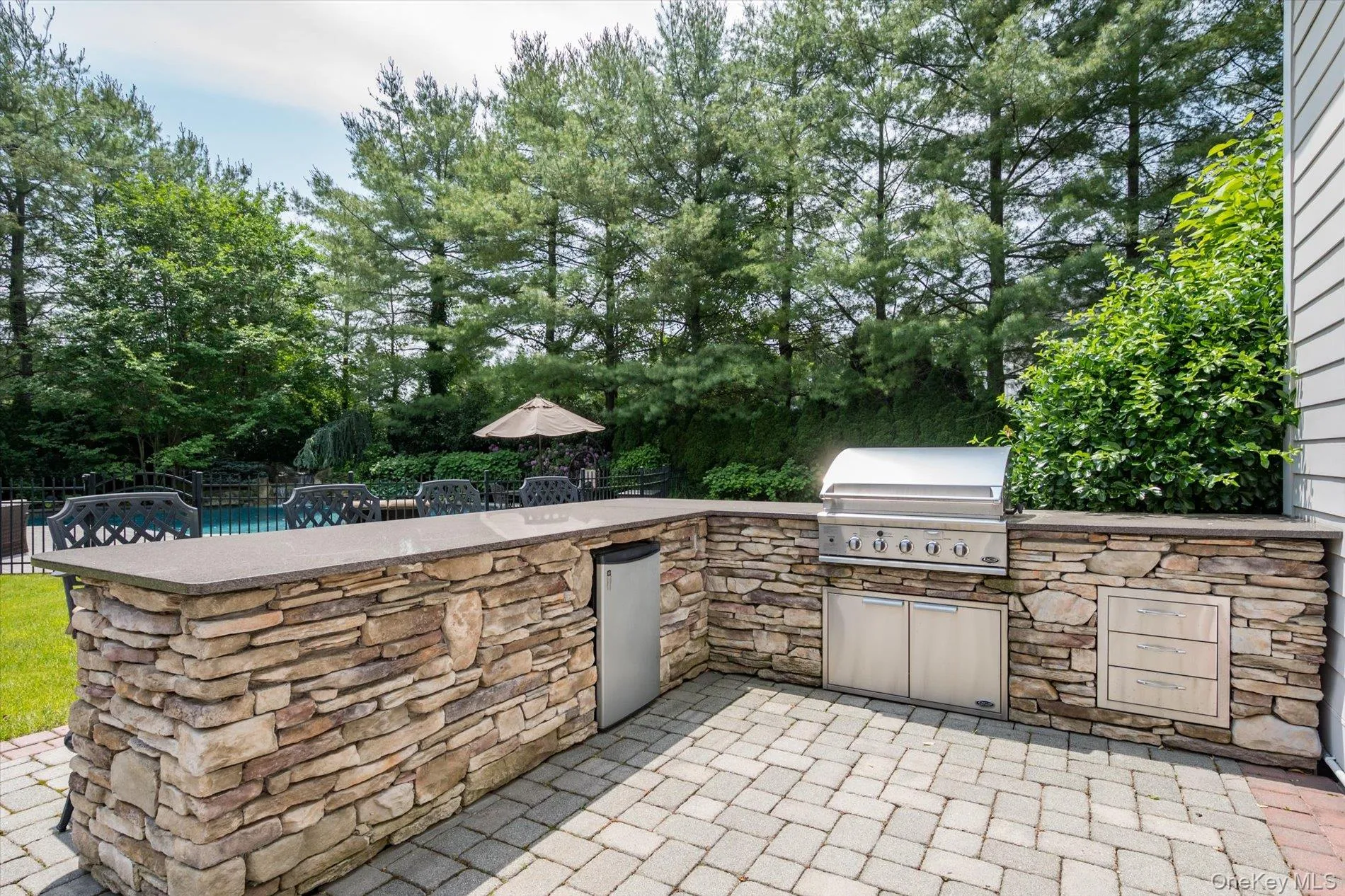 37 Legends Circle, Huntington, NY, 6 Bedrooms Bedrooms, 13 Rooms Rooms,5 BathroomsBathrooms,Residential,For Rent,Legends,0,1046462 37 Legends Circle, Huntington, NY, 6 Bedrooms Bedrooms, 13 Rooms Rooms,5 BathroomsBathrooms,Residential,For Rent,Legends,0,1046462
