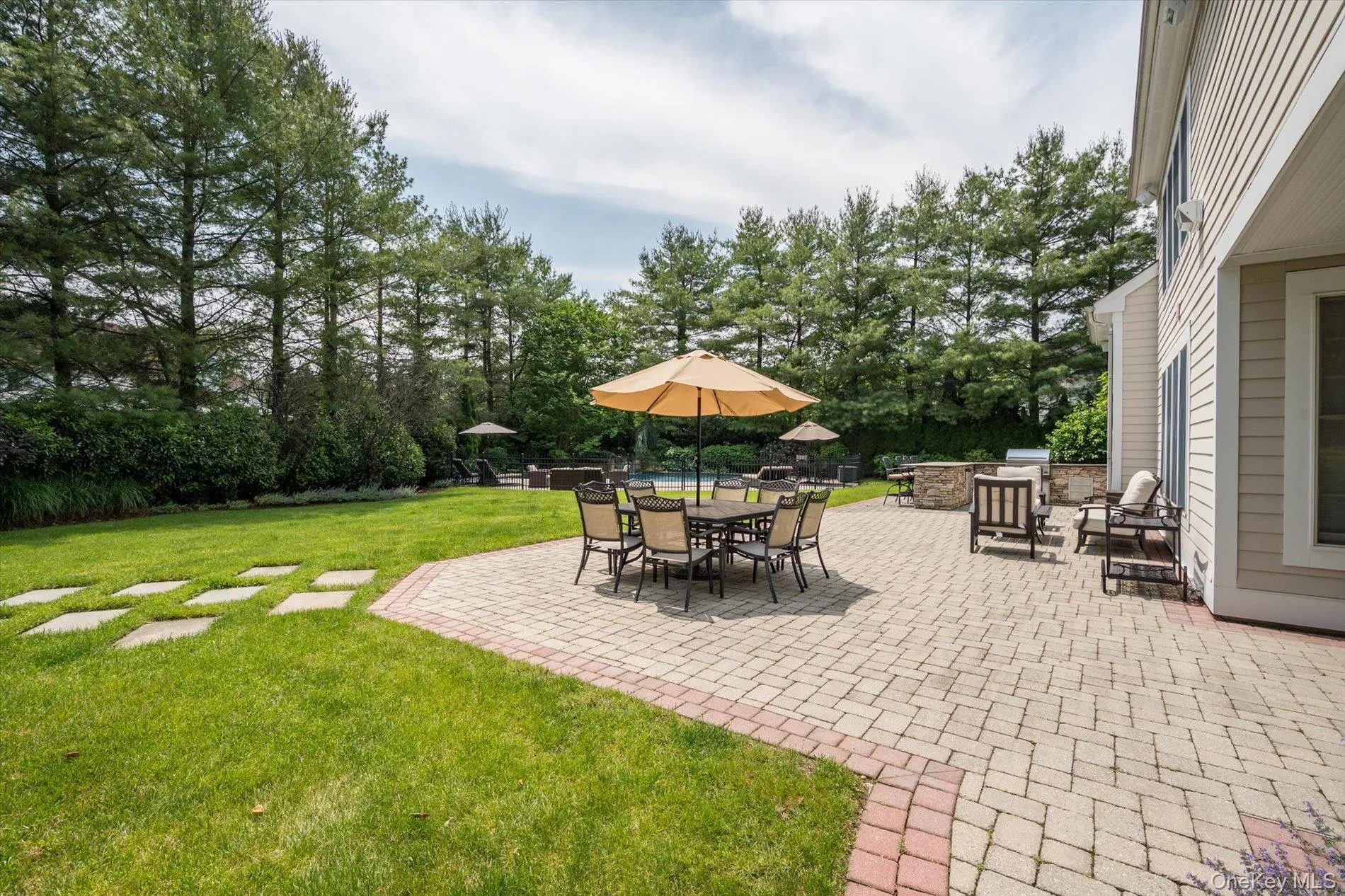37 Legends Circle, Huntington, NY, 6 Bedrooms Bedrooms, 13 Rooms Rooms,5 BathroomsBathrooms,Residential,For Rent,Legends,0,1046462 37 Legends Circle, Huntington, NY, 6 Bedrooms Bedrooms, 13 Rooms Rooms,5 BathroomsBathrooms,Residential,For Rent,Legends,0,1046462