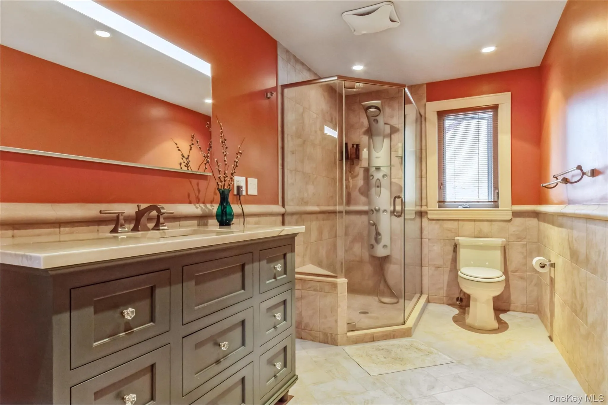 2nd Floor Full Bathroom 2nd Floor Full Bathroom