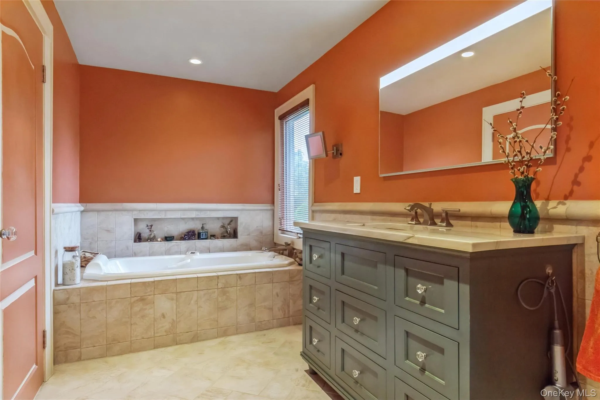 2nd Floor Full Bathroom 2nd Floor Full Bathroom