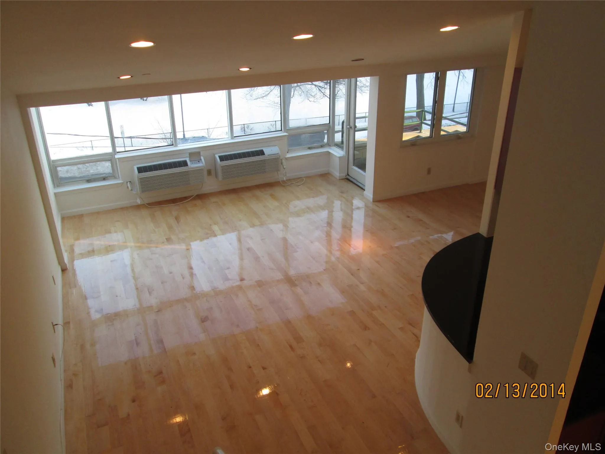 237 Great Neck, North Hempstead, NY, 3 Bedrooms Bedrooms, 6 Rooms Rooms,2 BathroomsBathrooms,Residential Lease,For Rent,Great Neck,0,1046465 237 Great Neck, North Hempstead, NY, 3 Bedrooms Bedrooms, 6 Rooms Rooms,2 BathroomsBathrooms,Residential Lease,For Rent,Great Neck,0,1046465