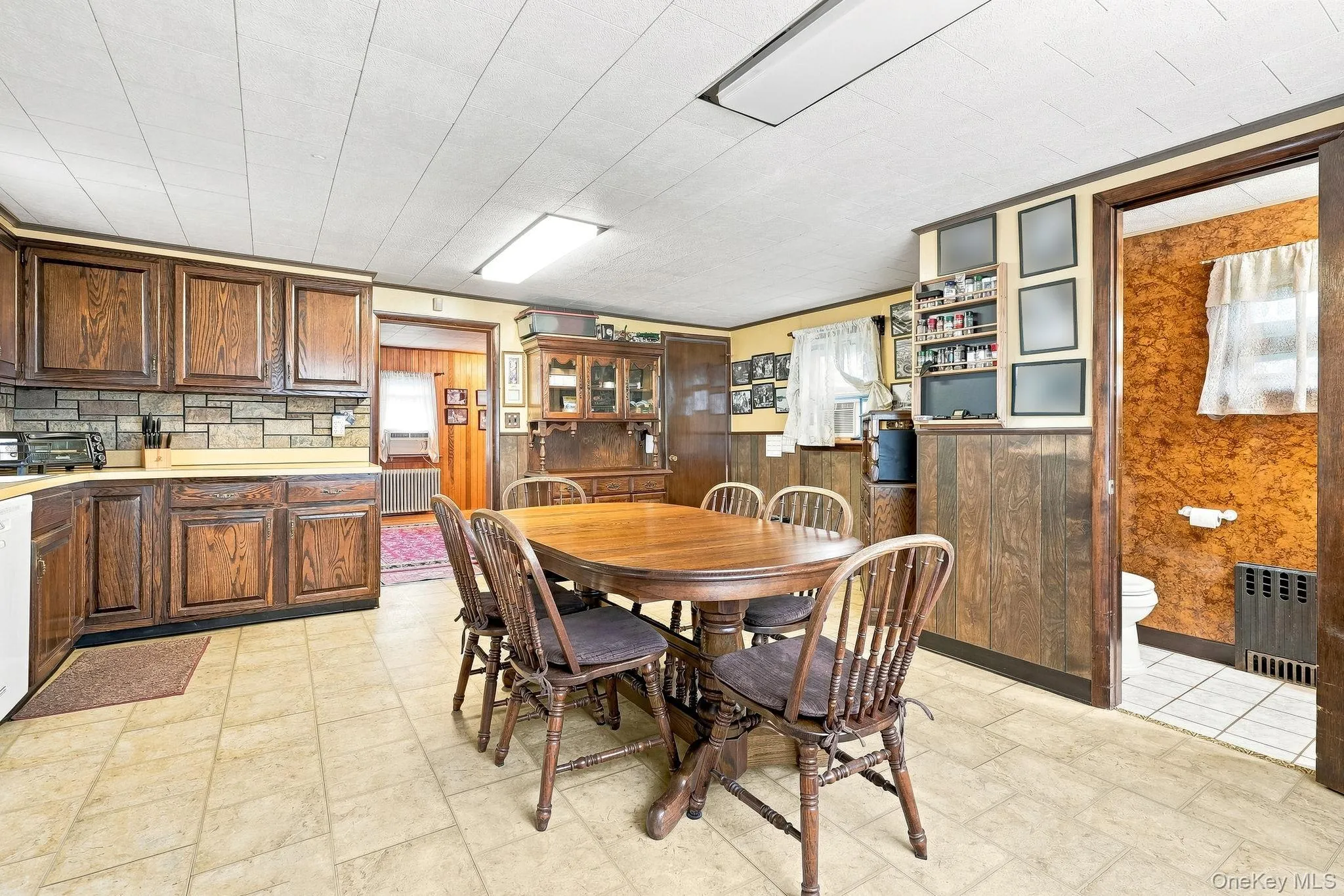 83 Brewster Avenue, Yonkers, NY, 2 Bedrooms Bedrooms, 6 Rooms Rooms,1 BathroomBathrooms,Residential,For Rent,Brewster,0,1046469 83 Brewster Avenue, Yonkers, NY, 2 Bedrooms Bedrooms, 6 Rooms Rooms,1 BathroomBathrooms,Residential,For Rent,Brewster,0,1046469