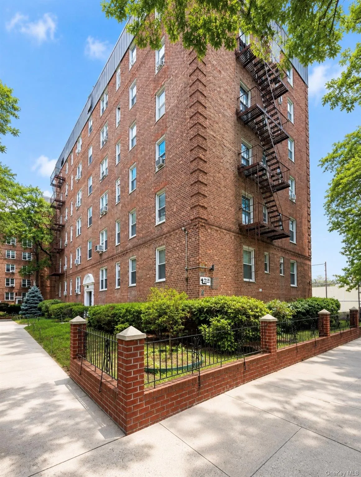 14445 Sanford Avenue, New York, NY, 2 Rooms Rooms,1 BathroomBathrooms,Residential,For Rent,Sanford,0,1046473 14445 Sanford Avenue, New York, NY, 2 Rooms Rooms,1 BathroomBathrooms,Residential,For Rent,Sanford,0,1046473