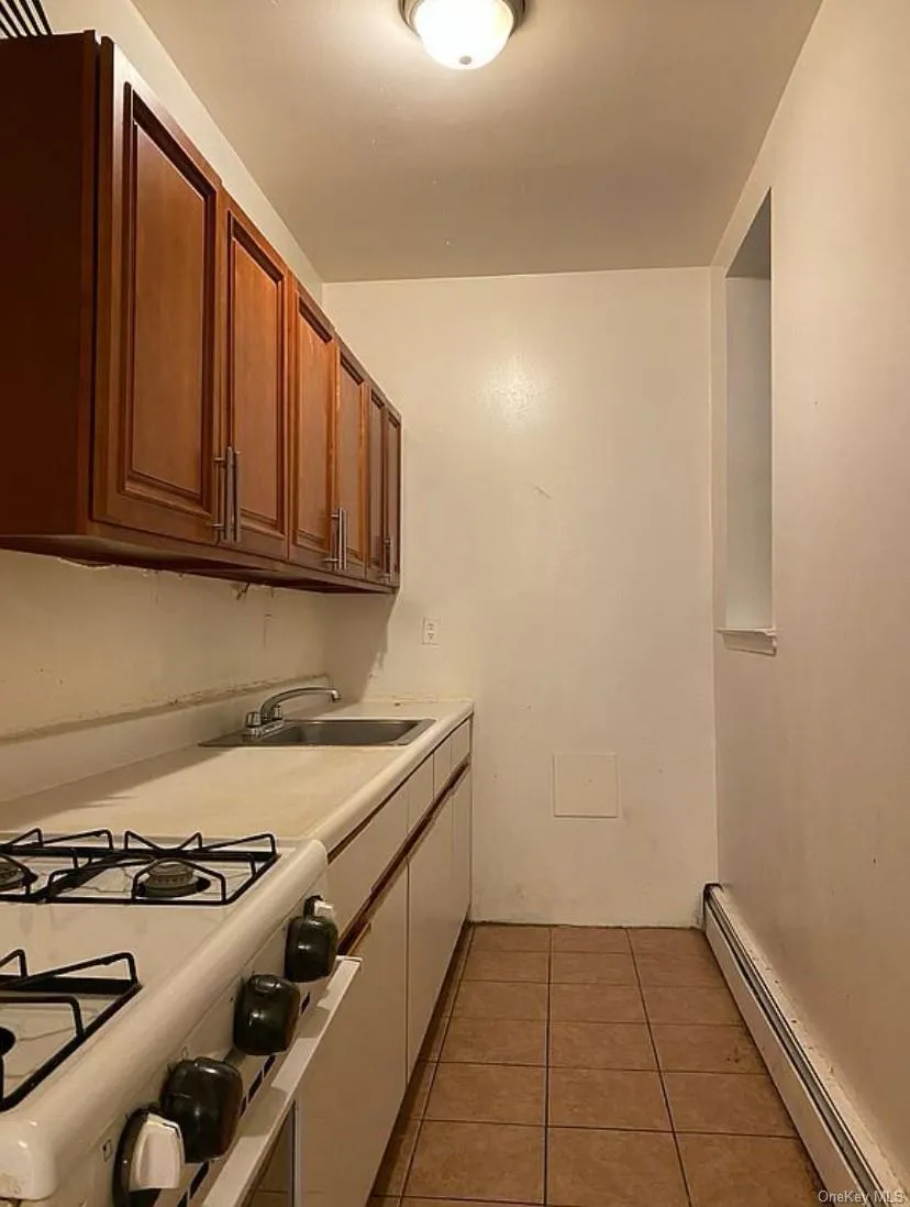 1047 Faile Street, New York, NY, 2 Bedrooms Bedrooms, 5 Rooms Rooms,1 BathroomBathrooms,Residential,For Rent,Faile,0,1046475 1047 Faile Street, New York, NY, 2 Bedrooms Bedrooms, 5 Rooms Rooms,1 BathroomBathrooms,Residential,For Rent,Faile,0,1046475