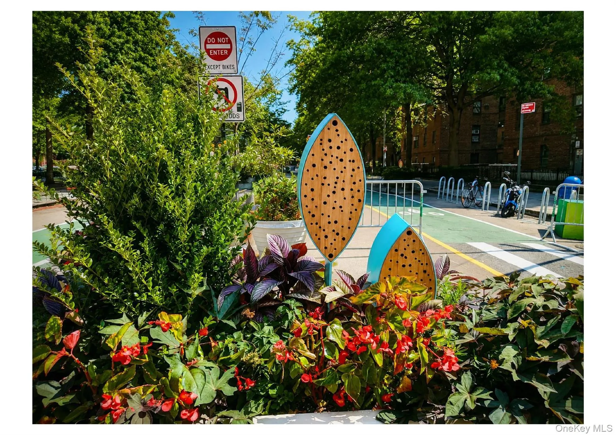 73-12 35th Avenue, New York, NY, 2 Bedrooms Bedrooms, 5 Rooms Rooms,1 BathroomBathrooms,Residential,For Rent,35th,0,1046476 73-12 35th Avenue, New York, NY, 2 Bedrooms Bedrooms, 5 Rooms Rooms,1 BathroomBathrooms,Residential,For Rent,35th,0,1046476