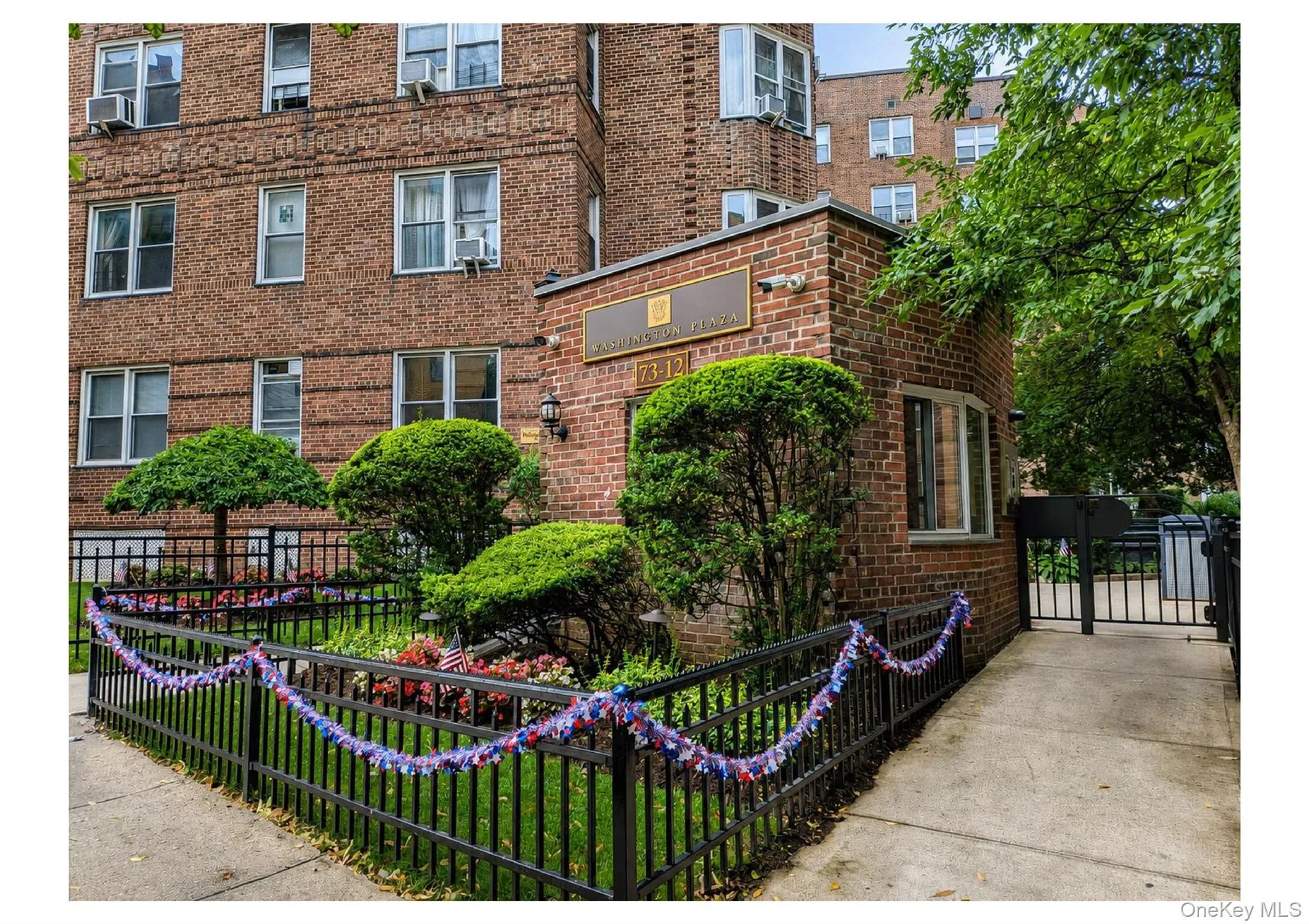 73-12 35th Avenue, New York, NY, 2 Bedrooms Bedrooms, 5 Rooms Rooms,1 BathroomBathrooms,Residential,For Rent,35th,0,1046476 73-12 35th Avenue, New York, NY, 2 Bedrooms Bedrooms, 5 Rooms Rooms,1 BathroomBathrooms,Residential,For Rent,35th,0,1046476