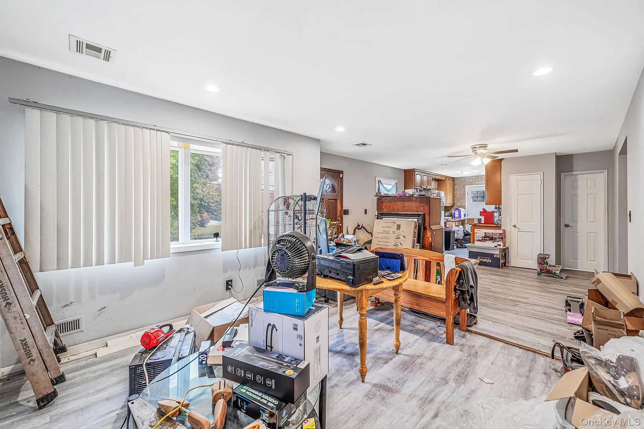 407 Main Street, Babylon, NY, 3 Bedrooms Bedrooms, 6 Rooms Rooms,2 BathroomsBathrooms,Residential,For Rent,Main,0,1046479 407 Main Street, Babylon, NY, 3 Bedrooms Bedrooms, 6 Rooms Rooms,2 BathroomsBathrooms,Residential,For Rent,Main,0,1046479