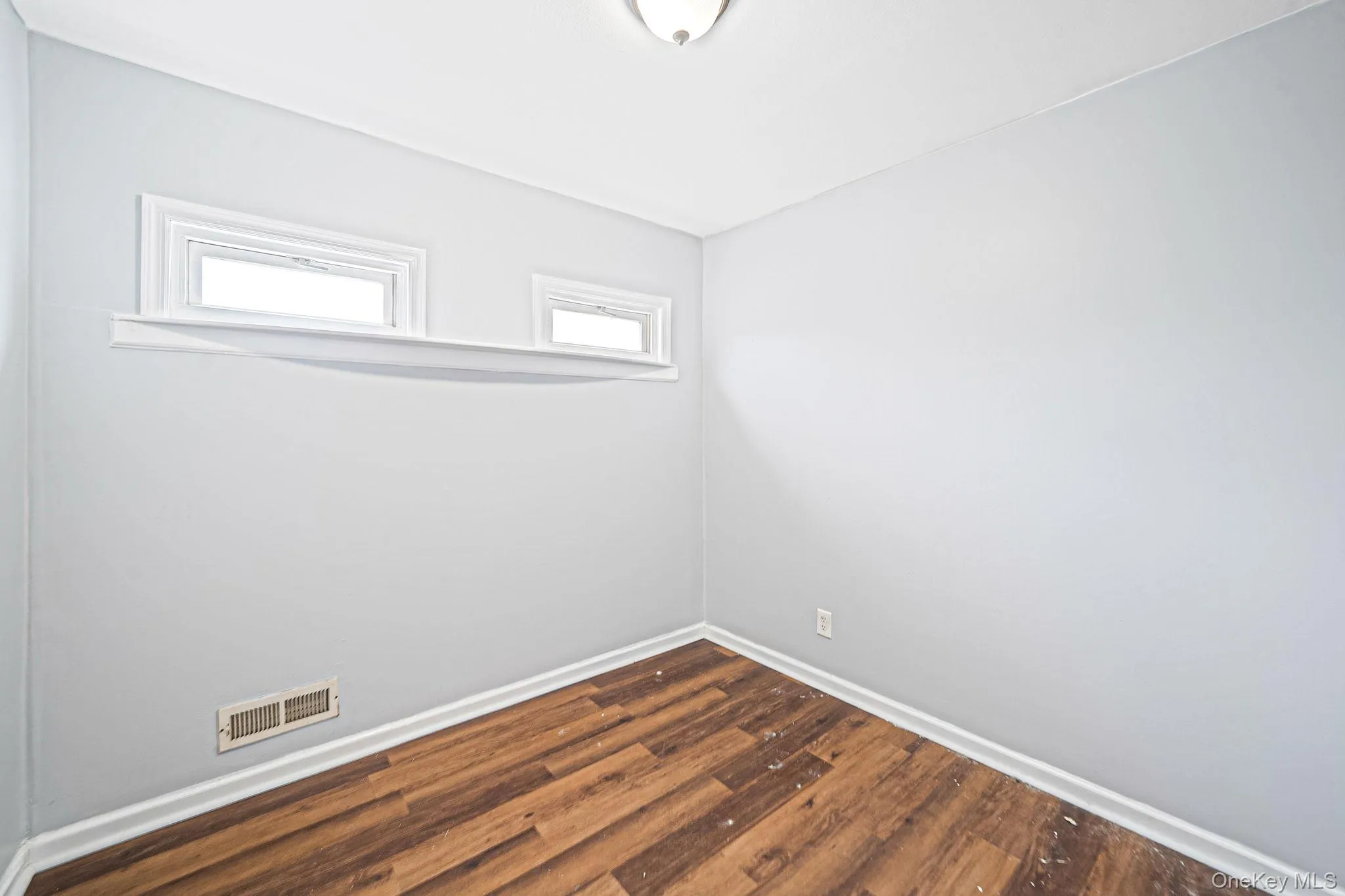 407 Main Street, Babylon, NY, 3 Bedrooms Bedrooms, 6 Rooms Rooms,2 BathroomsBathrooms,Residential,For Rent,Main,0,1046479 407 Main Street, Babylon, NY, 3 Bedrooms Bedrooms, 6 Rooms Rooms,2 BathroomsBathrooms,Residential,For Rent,Main,0,1046479