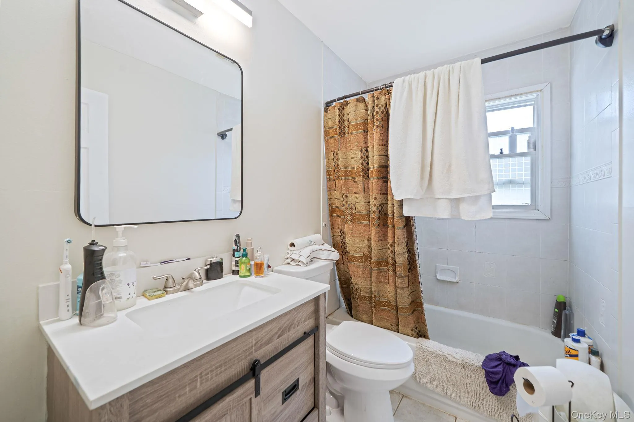 407 Main Street, Babylon, NY, 3 Bedrooms Bedrooms, 6 Rooms Rooms,2 BathroomsBathrooms,Residential,For Rent,Main,0,1046479 407 Main Street, Babylon, NY, 3 Bedrooms Bedrooms, 6 Rooms Rooms,2 BathroomsBathrooms,Residential,For Rent,Main,0,1046479