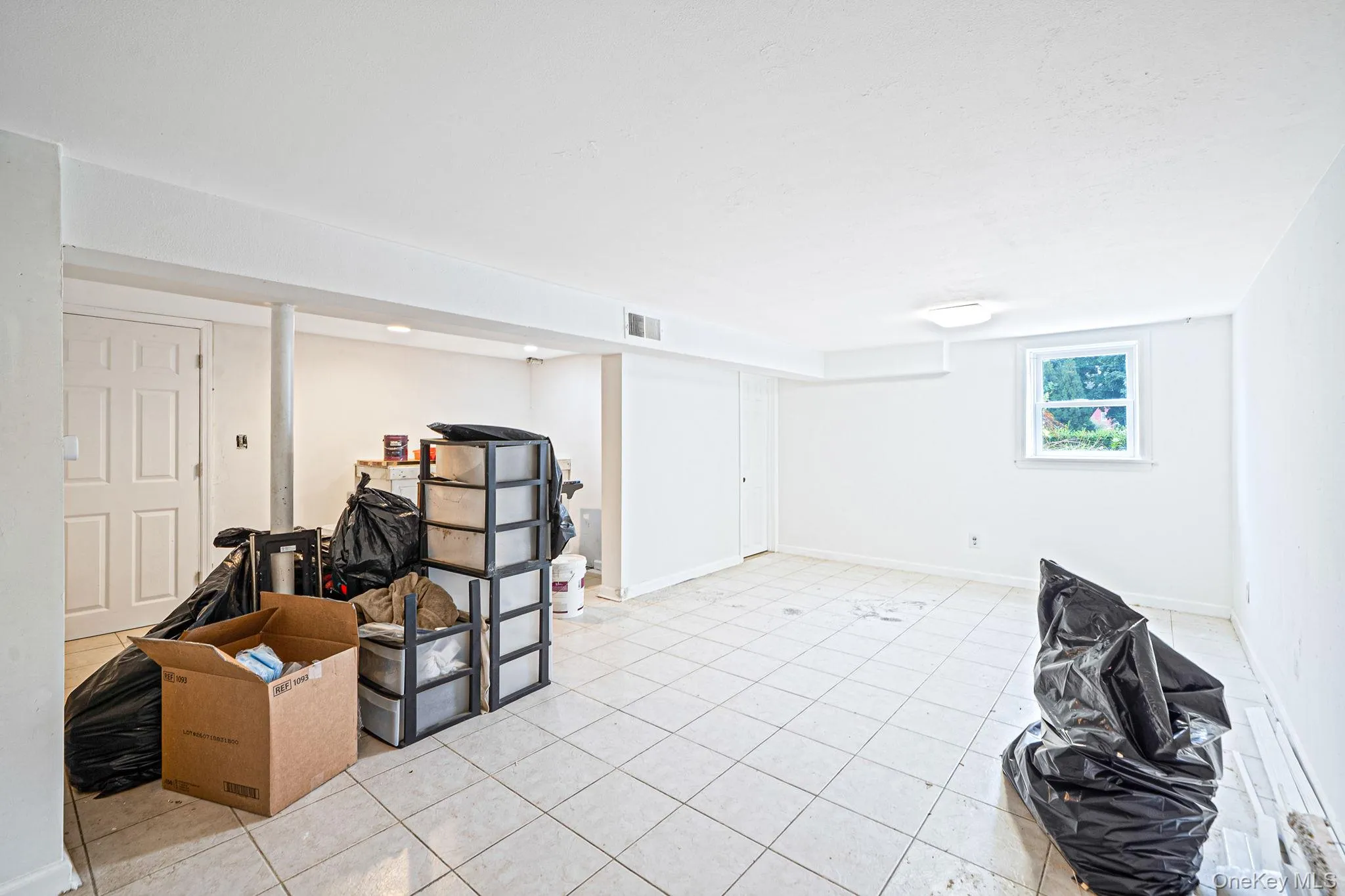 407 Main Street, Babylon, NY, 3 Bedrooms Bedrooms, 6 Rooms Rooms,2 BathroomsBathrooms,Residential,For Rent,Main,0,1046479 407 Main Street, Babylon, NY, 3 Bedrooms Bedrooms, 6 Rooms Rooms,2 BathroomsBathrooms,Residential,For Rent,Main,0,1046479