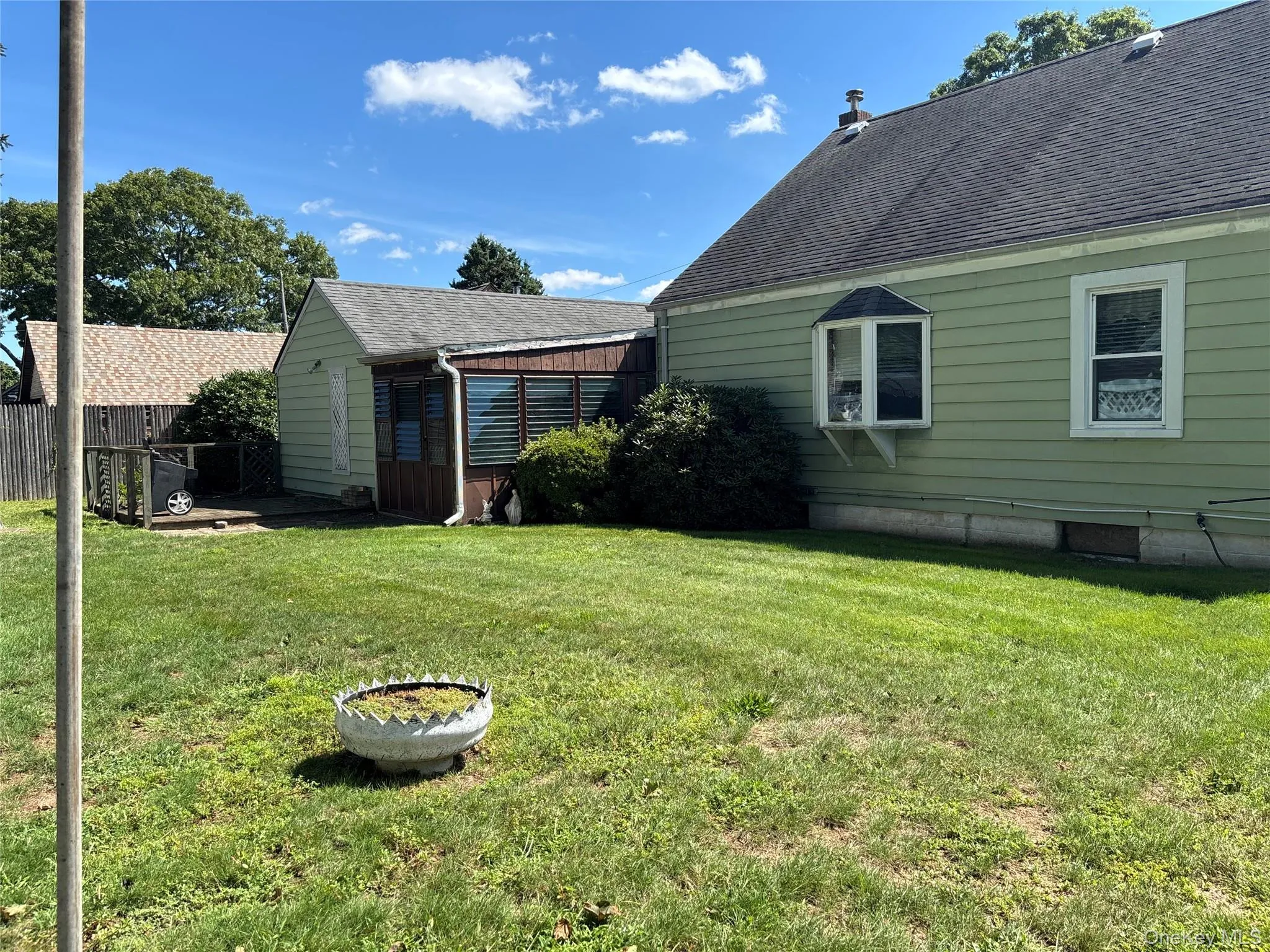 85 Harris Street, Brookhaven, NY, 3 Bedrooms Bedrooms, 7 Rooms Rooms,1 BathroomBathrooms,Residential,For Rent,Harris,0,1046489 85 Harris Street, Brookhaven, NY, 3 Bedrooms Bedrooms, 7 Rooms Rooms,1 BathroomBathrooms,Residential,For Rent,Harris,0,1046489