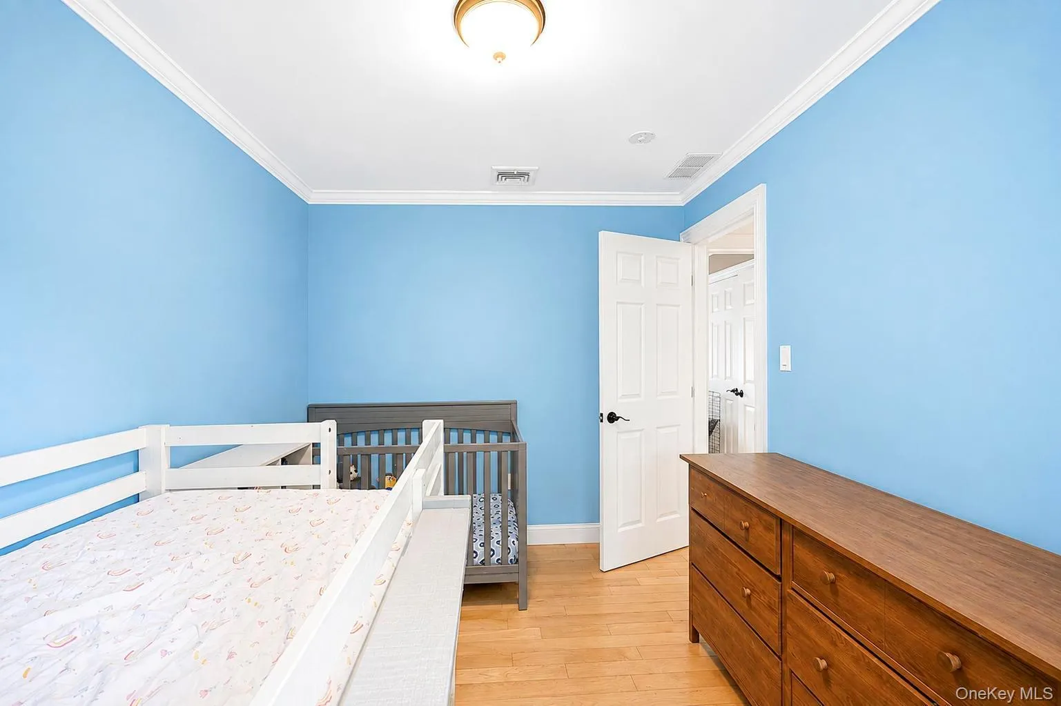 18 Hillcrest Road, Brookhaven, NY, 3 Bedrooms Bedrooms, 9 Rooms Rooms,1 BathroomBathrooms,Residential,For Rent,Hillcrest,0,1046492 18 Hillcrest Road, Brookhaven, NY, 3 Bedrooms Bedrooms, 9 Rooms Rooms,1 BathroomBathrooms,Residential,For Rent,Hillcrest,0,1046492