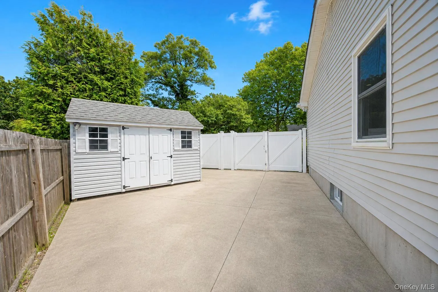 18 Hillcrest Road, Brookhaven, NY, 3 Bedrooms Bedrooms, 9 Rooms Rooms,1 BathroomBathrooms,Residential,For Rent,Hillcrest,0,1046492 18 Hillcrest Road, Brookhaven, NY, 3 Bedrooms Bedrooms, 9 Rooms Rooms,1 BathroomBathrooms,Residential,For Rent,Hillcrest,0,1046492