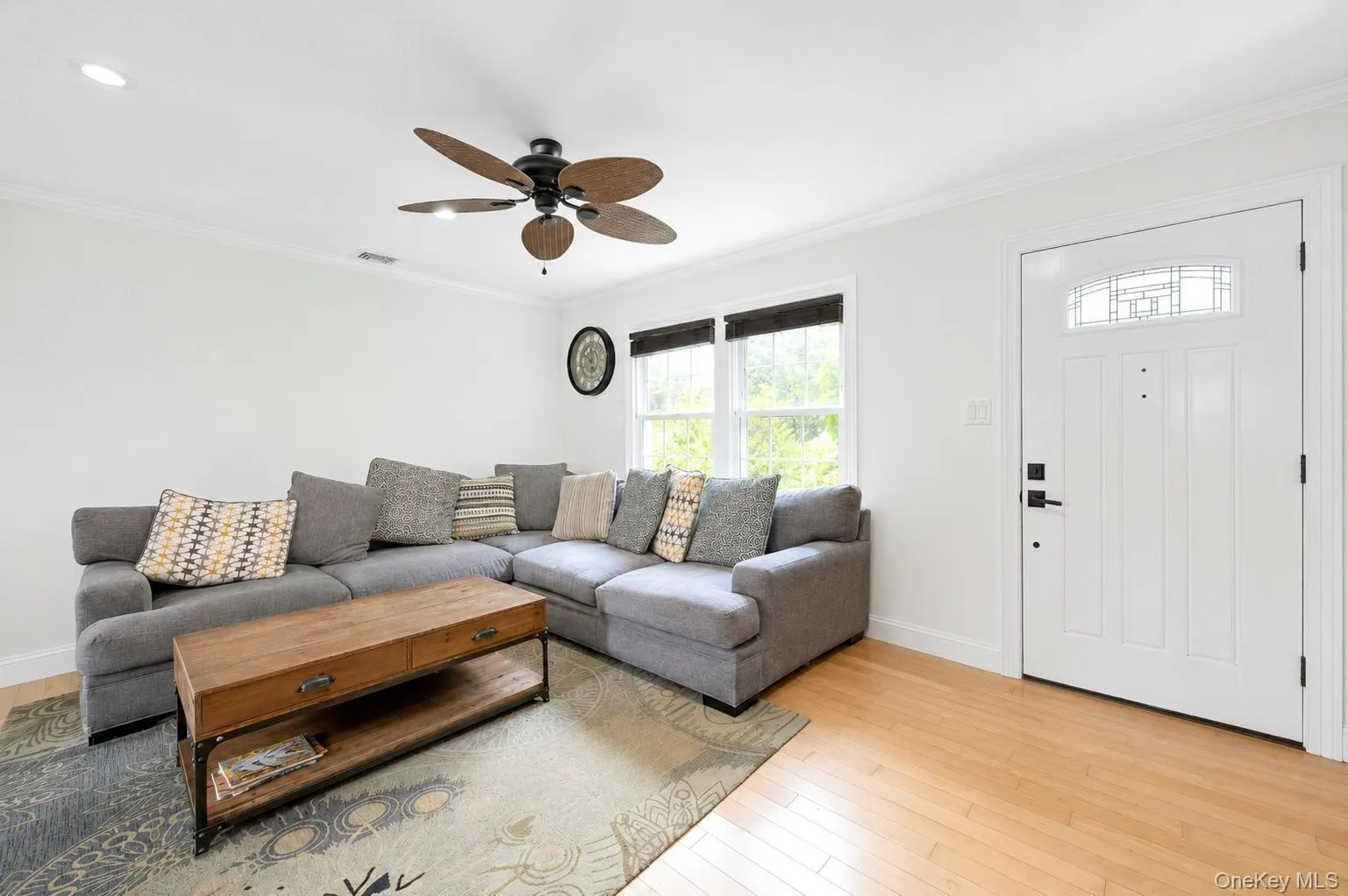 18 Hillcrest Road, Brookhaven, NY, 3 Bedrooms Bedrooms, 9 Rooms Rooms,1 BathroomBathrooms,Residential,For Rent,Hillcrest,0,1046492 18 Hillcrest Road, Brookhaven, NY, 3 Bedrooms Bedrooms, 9 Rooms Rooms,1 BathroomBathrooms,Residential,For Rent,Hillcrest,0,1046492