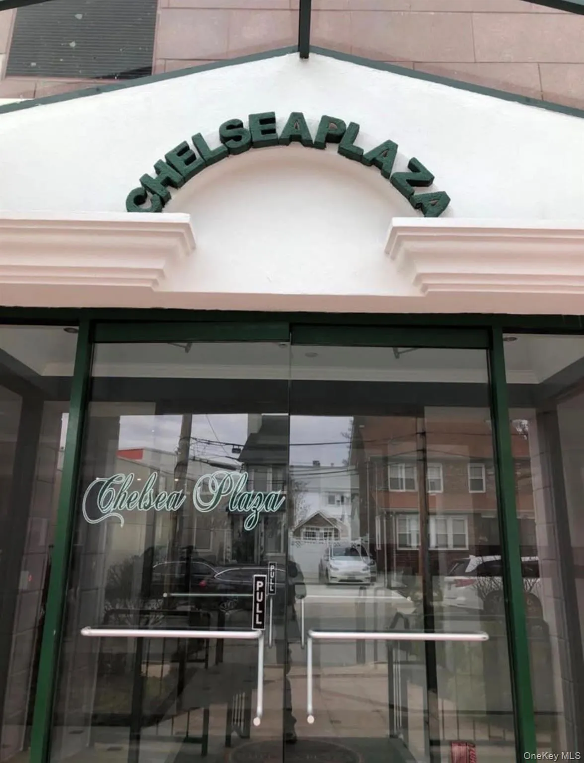 4 Chelsea Place, North Hempstead, NY, 2 Bedrooms Bedrooms, 5 Rooms Rooms,2 BathroomsBathrooms,Residential Lease,For Rent,Chelsea,0,1046496 4 Chelsea Place, North Hempstead, NY, 2 Bedrooms Bedrooms, 5 Rooms Rooms,2 BathroomsBathrooms,Residential Lease,For Rent,Chelsea,0,1046496