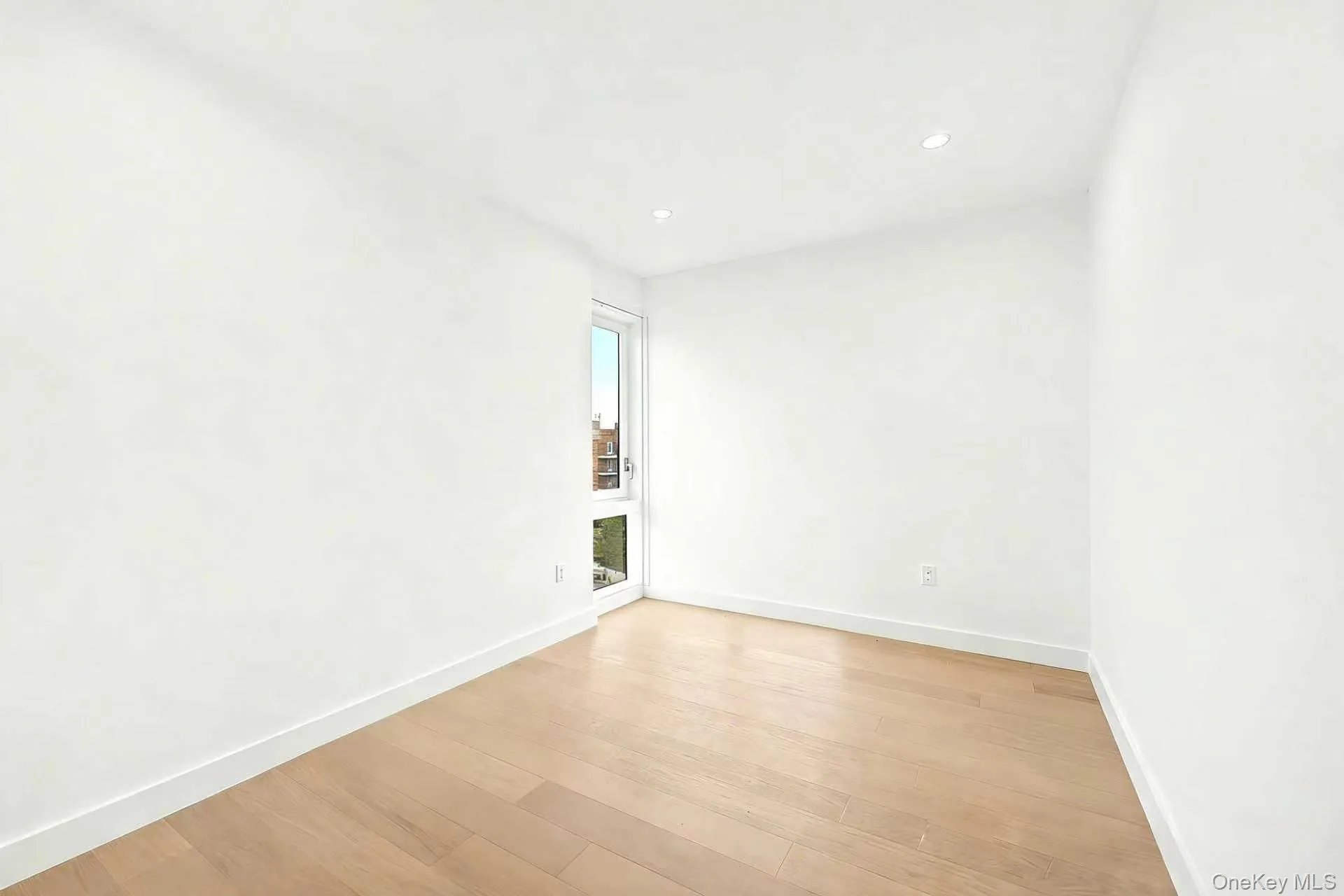 150-02 Northern Boulevard, New York, NY, 1 Bedroom Bedrooms, 3 Rooms Rooms,1 BathroomBathrooms,Residential,For Rent,Northern,0,1046499 150-02 Northern Boulevard, New York, NY, 1 Bedroom Bedrooms, 3 Rooms Rooms,1 BathroomBathrooms,Residential,For Rent,Northern,0,1046499