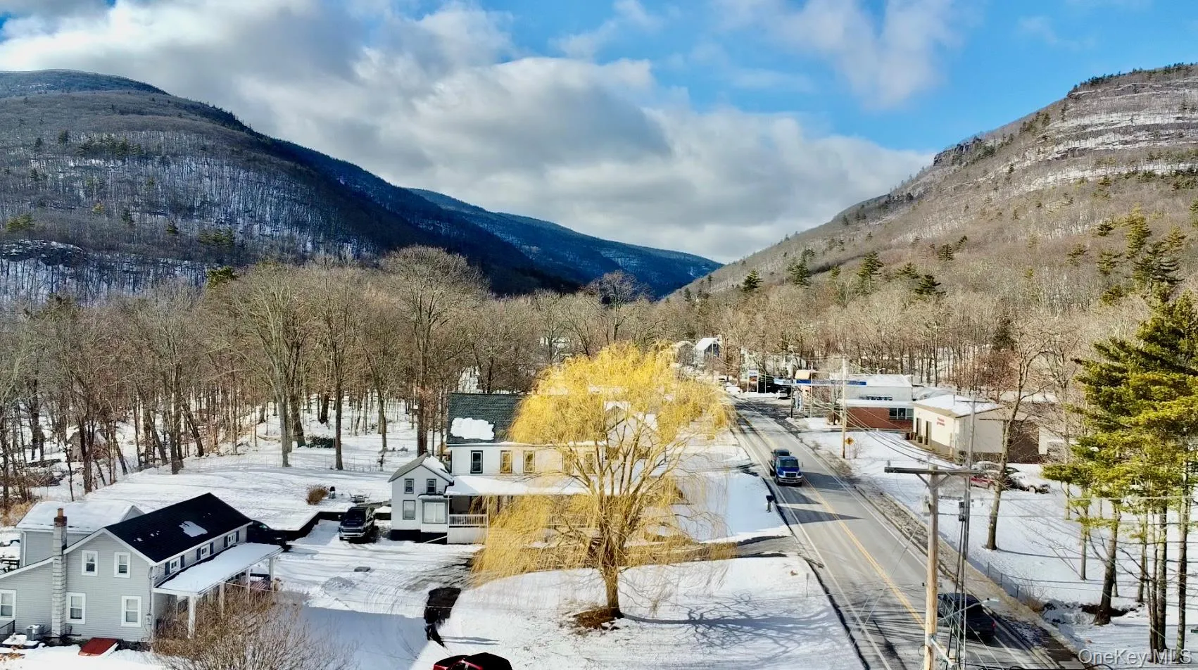 3361 Rt-23A, Catskill, NY, 7 Bedrooms Bedrooms, 7 Rooms Rooms,5 BathroomsBathrooms,Residential,For Rent,Rt-23A,0,1046500 3361 Rt-23A, Catskill, NY, 7 Bedrooms Bedrooms, 7 Rooms Rooms,5 BathroomsBathrooms,Residential,For Rent,Rt-23A,0,1046500
