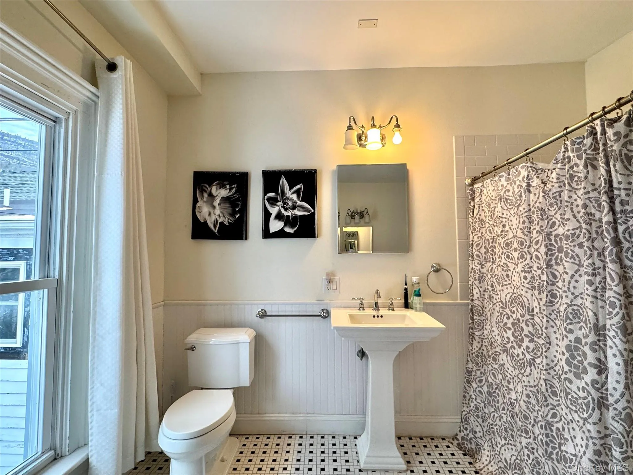 3361 Rt-23A, Catskill, NY, 7 Bedrooms Bedrooms, 7 Rooms Rooms,5 BathroomsBathrooms,Residential,For Rent,Rt-23A,0,1046500 3361 Rt-23A, Catskill, NY, 7 Bedrooms Bedrooms, 7 Rooms Rooms,5 BathroomsBathrooms,Residential,For Rent,Rt-23A,0,1046500