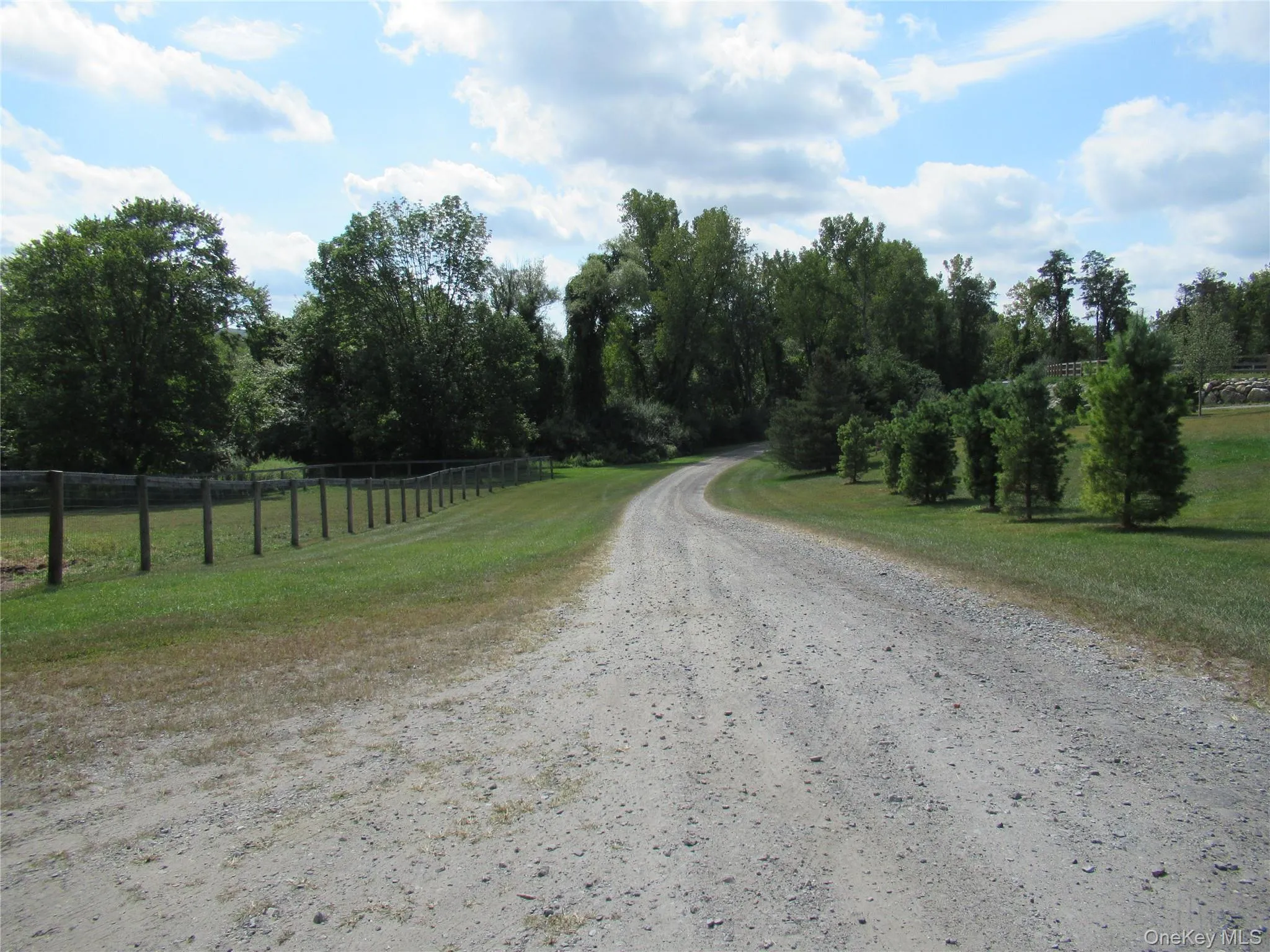 Driveway out to River Road Driveway out to River Road
