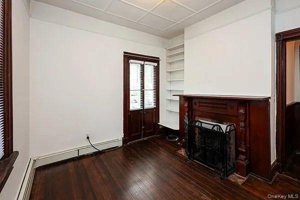 332 Franklin Avenue, Oyster Bay, NY, 1 Bedroom Bedrooms, 3 Rooms Rooms,1 BathroomBathrooms,Residential Lease,For Rent,Franklin,0,1046508 332 Franklin Avenue, Oyster Bay, NY, 1 Bedroom Bedrooms, 3 Rooms Rooms,1 BathroomBathrooms,Residential Lease,For Rent,Franklin,0,1046508