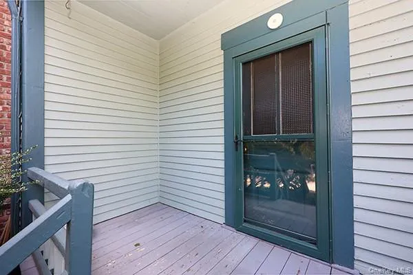 332 Franklin Avenue, Oyster Bay, NY, 1 Bedroom Bedrooms, 3 Rooms Rooms,1 BathroomBathrooms,Residential Lease,For Rent,Franklin,0,1046508 332 Franklin Avenue, Oyster Bay, NY, 1 Bedroom Bedrooms, 3 Rooms Rooms,1 BathroomBathrooms,Residential Lease,For Rent,Franklin,0,1046508