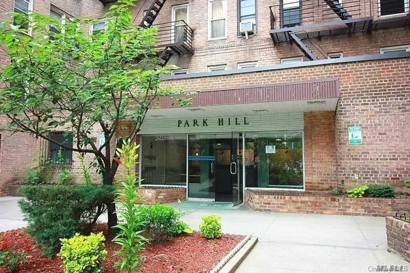 42-45 Kissena Boulevard, New York, NY, 1 Room Rooms,1 BathroomBathrooms,Residential,For Rent,Kissena Boulevard,0,1046511 42-45 Kissena Boulevard, New York, NY, 1 Room Rooms,1 BathroomBathrooms,Residential,For Rent,Kissena Boulevard,0,1046511