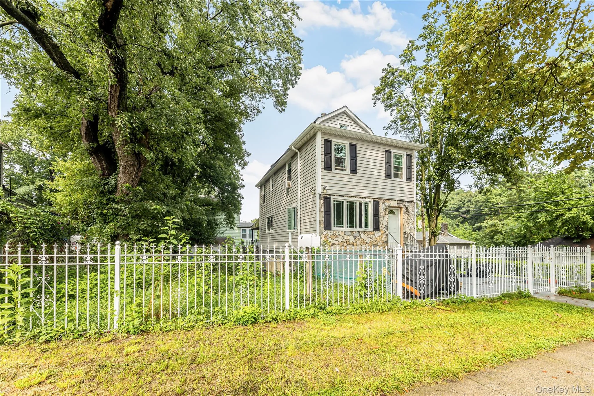 1963 Obrien Avenue, New York, NY, 3 Bedrooms Bedrooms, 9 Rooms Rooms,2 BathroomsBathrooms,Residential,For Rent,Obrien,0,1046513 1963 Obrien Avenue, New York, NY, 3 Bedrooms Bedrooms, 9 Rooms Rooms,2 BathroomsBathrooms,Residential,For Rent,Obrien,0,1046513
