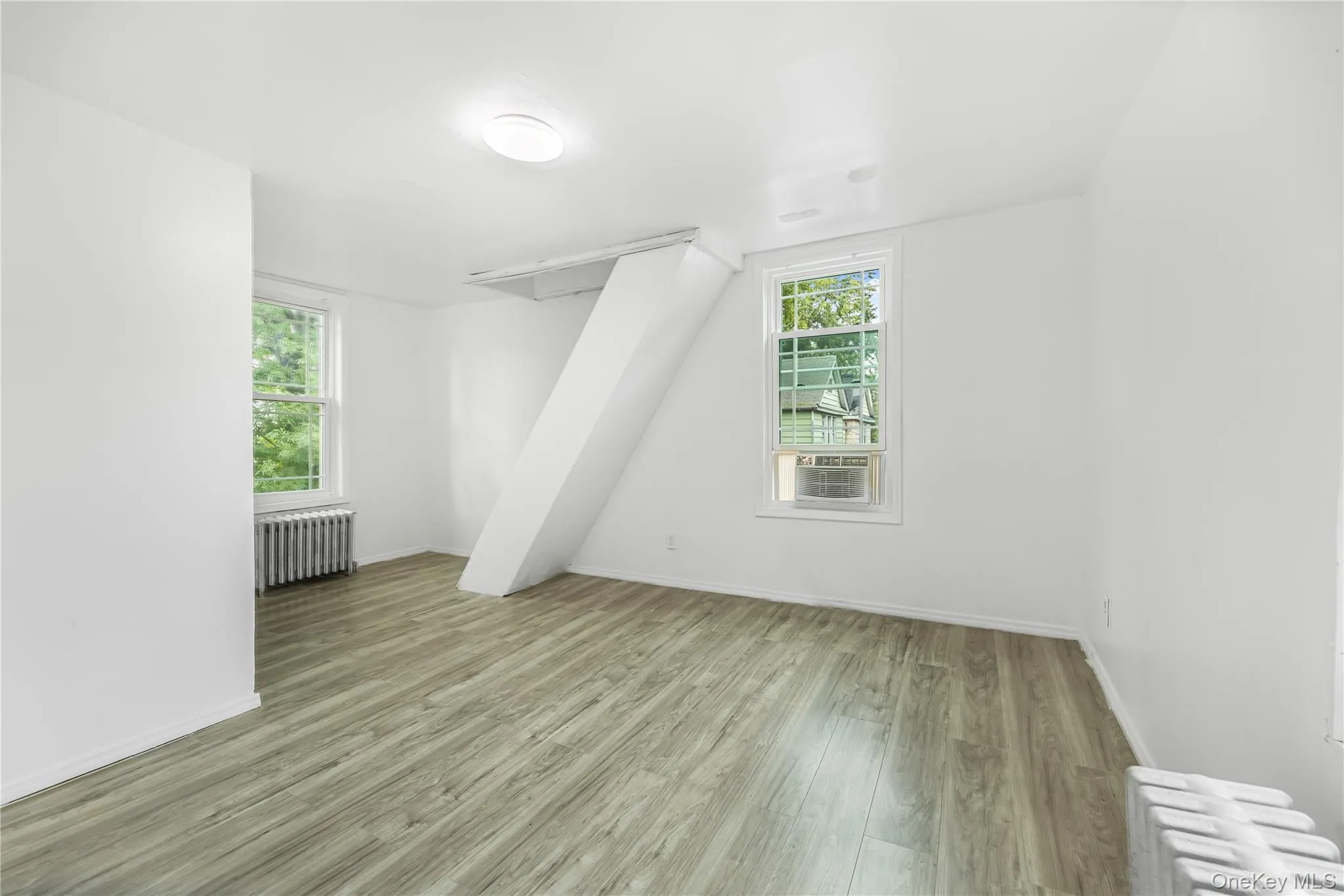 1963 Obrien Avenue, New York, NY, 3 Bedrooms Bedrooms, 9 Rooms Rooms,2 BathroomsBathrooms,Residential,For Rent,Obrien,0,1046513 1963 Obrien Avenue, New York, NY, 3 Bedrooms Bedrooms, 9 Rooms Rooms,2 BathroomsBathrooms,Residential,For Rent,Obrien,0,1046513