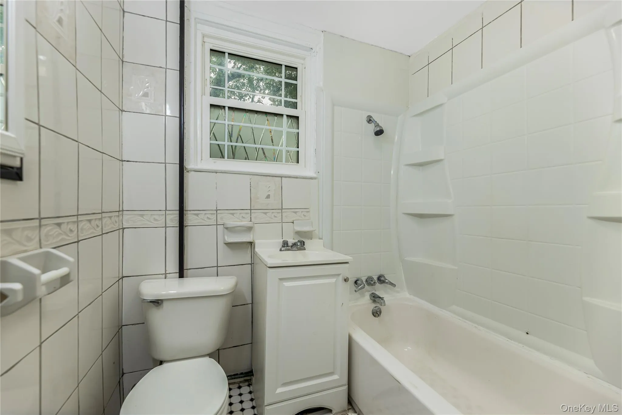 1963 Obrien Avenue, New York, NY, 3 Bedrooms Bedrooms, 9 Rooms Rooms,2 BathroomsBathrooms,Residential,For Rent,Obrien,0,1046513 1963 Obrien Avenue, New York, NY, 3 Bedrooms Bedrooms, 9 Rooms Rooms,2 BathroomsBathrooms,Residential,For Rent,Obrien,0,1046513