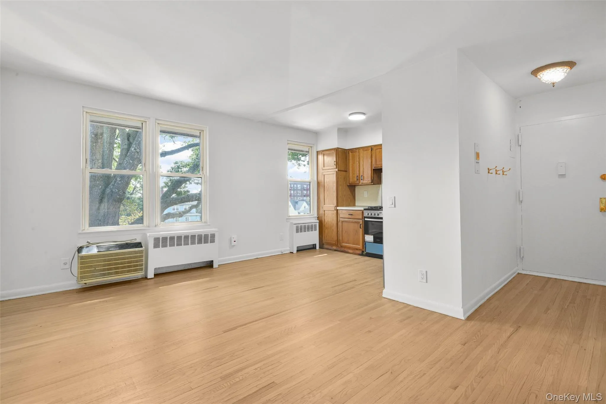 Hardwood floors throughout Hardwood floors throughout