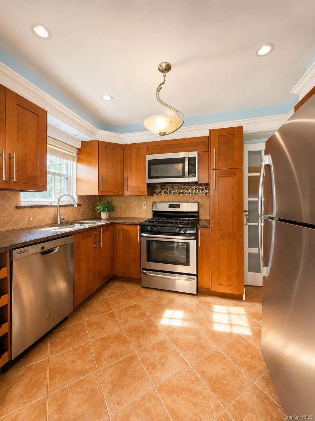 2130 Batchelder Street, New York, NY, 2 Bedrooms Bedrooms, 6 Rooms Rooms,2 BathroomsBathrooms,Residential,For Rent,Batchelder,0,1046520 2130 Batchelder Street, New York, NY, 2 Bedrooms Bedrooms, 6 Rooms Rooms,2 BathroomsBathrooms,Residential,For Rent,Batchelder,0,1046520