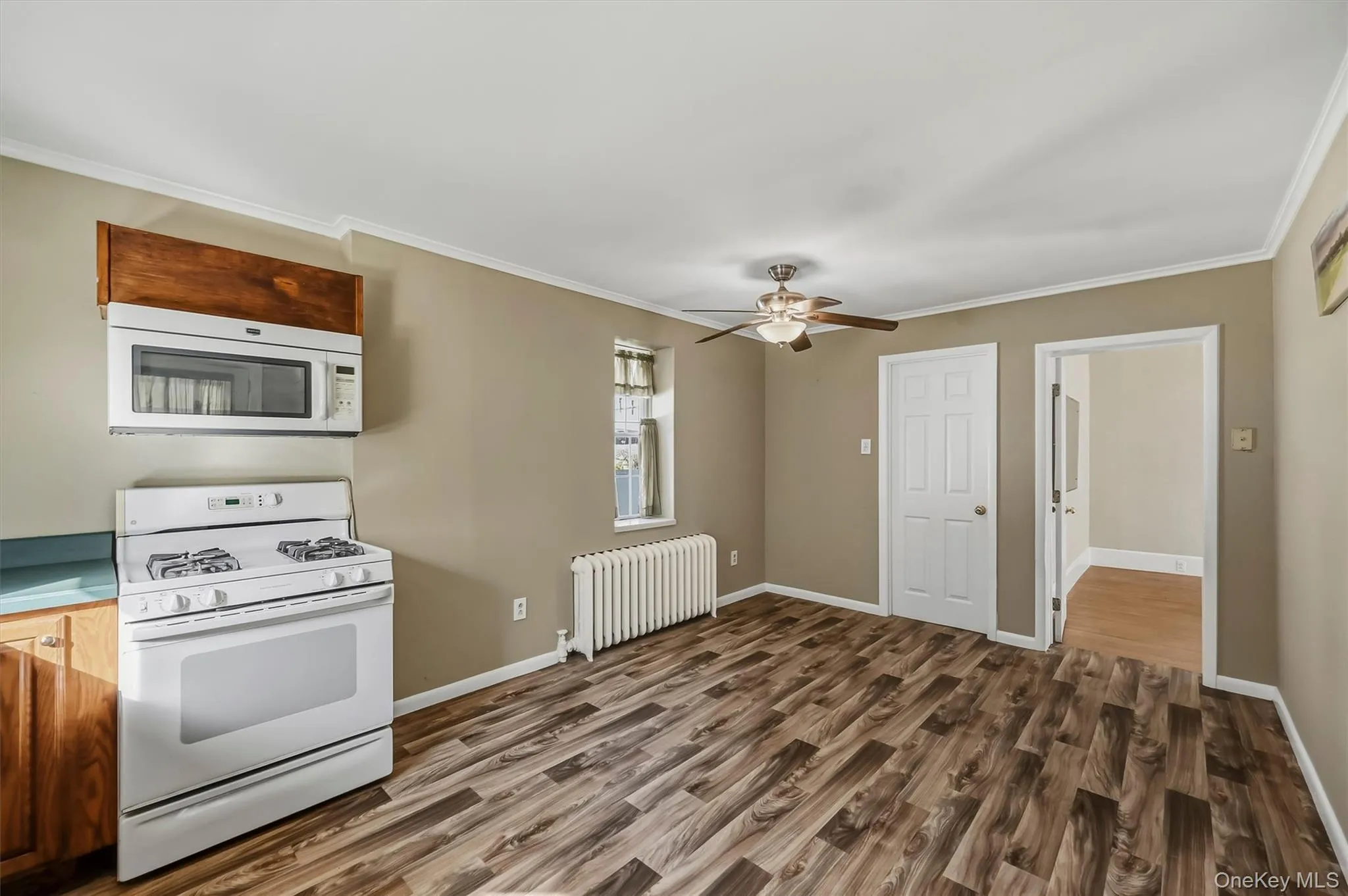 167 Main Street, Port Jervis, NY, 3 Bedrooms Bedrooms, 7 Rooms Rooms,1 BathroomBathrooms,Residential,For Rent,Main,0,1046521 167 Main Street, Port Jervis, NY, 3 Bedrooms Bedrooms, 7 Rooms Rooms,1 BathroomBathrooms,Residential,For Rent,Main,0,1046521