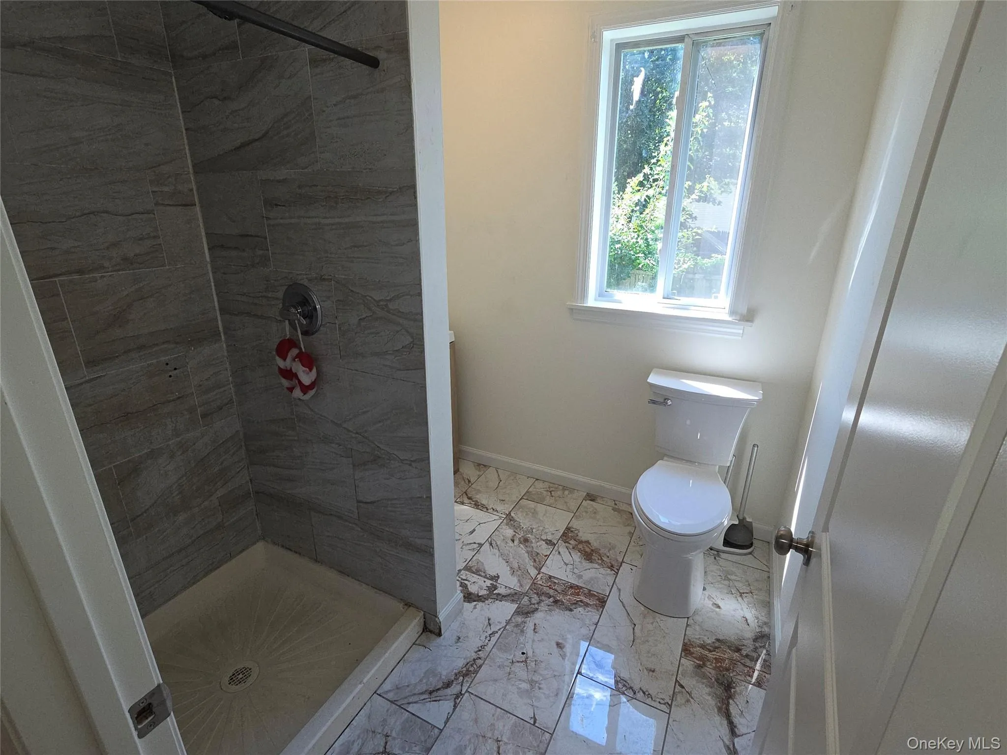 41 Lakewood Street, Babylon, NY, 5 Bedrooms Bedrooms, 7 Rooms Rooms,2 BathroomsBathrooms,Residential,For Rent,Lakewood,0,1046529 41 Lakewood Street, Babylon, NY, 5 Bedrooms Bedrooms, 7 Rooms Rooms,2 BathroomsBathrooms,Residential,For Rent,Lakewood,0,1046529