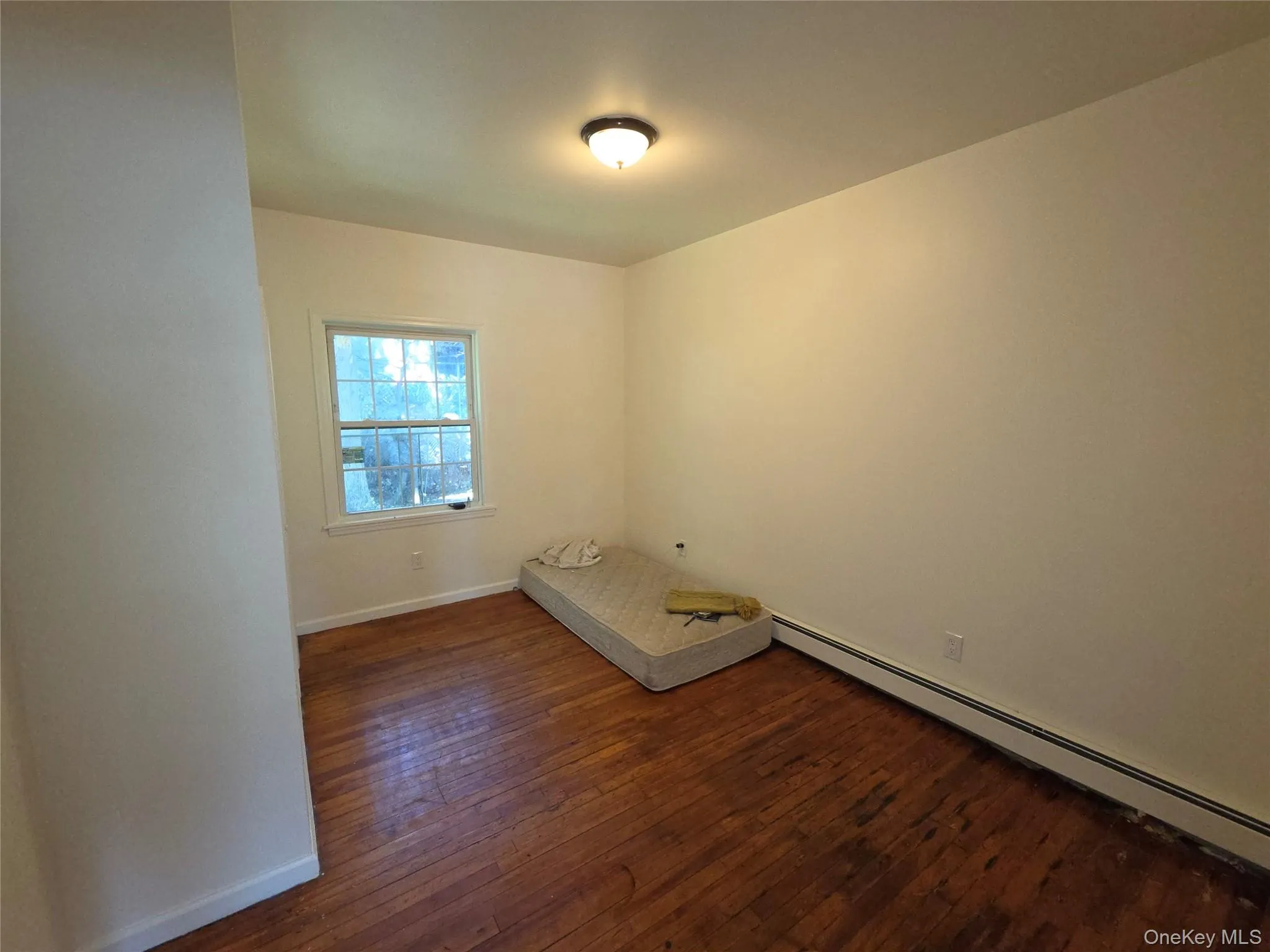 41 Lakewood Street, Babylon, NY, 5 Bedrooms Bedrooms, 7 Rooms Rooms,2 BathroomsBathrooms,Residential,For Rent,Lakewood,0,1046529 41 Lakewood Street, Babylon, NY, 5 Bedrooms Bedrooms, 7 Rooms Rooms,2 BathroomsBathrooms,Residential,For Rent,Lakewood,0,1046529